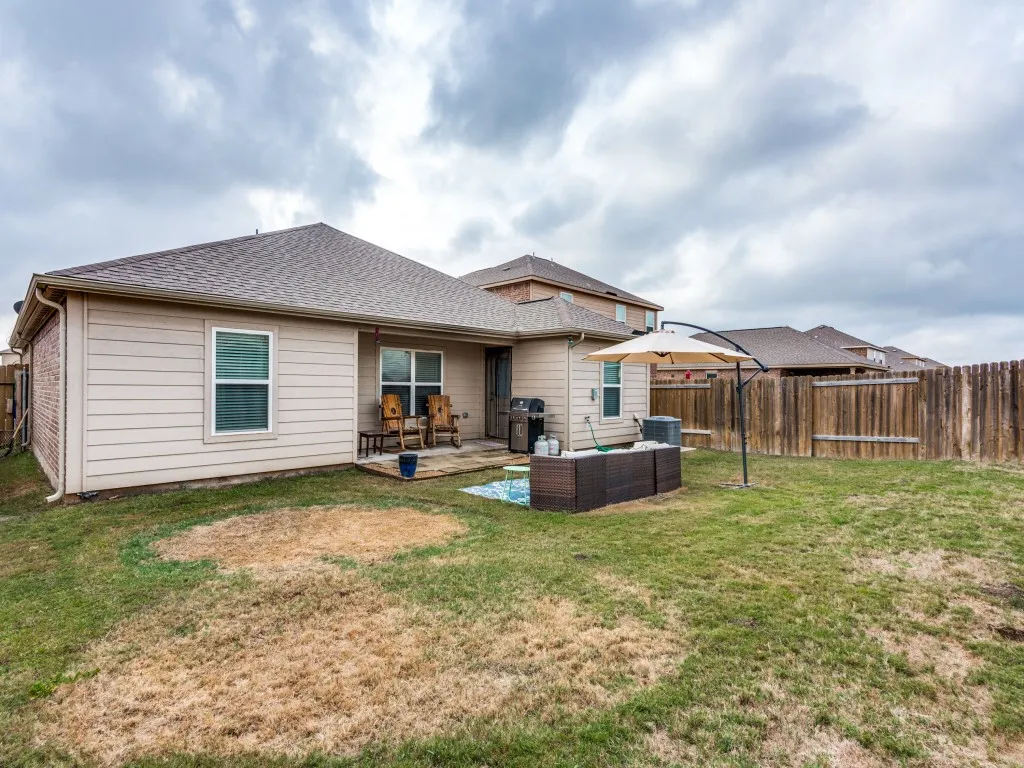 Single Family Residence For Rent in Collin County , 1208 Arizona Drive, Princeton, Texas 75407, 4 Bedroom, 2 Bathroom, 2 Garage spaces, 1,656 Sqft, built in 2017, mls#21400292, Real Estate Agent in Princeton, Homes For Rent in Collin county, Homes For Rent in Princeton, Realtor in Princeton Texas, Real Estate Brokerage Independent Realty Texas, Luminita Cordes Realtor