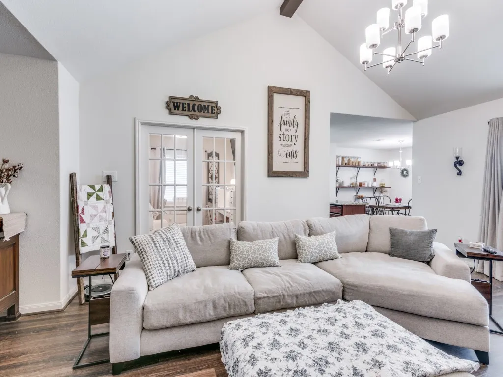 Single Family Residence For Rent in Collin County , 1208 Arizona Drive, Princeton, Texas 75407, 4 Bedroom, 2 Bathroom, 2 Garage spaces, 1,656 Sqft, built in 2017, mls#21400292, Real Estate Agent in Princeton, Homes For Rent in Collin county, Homes For Rent in Princeton, Realtor in Princeton Texas, Real Estate Brokerage Independent Realty Texas, Luminita Cordes Realtor