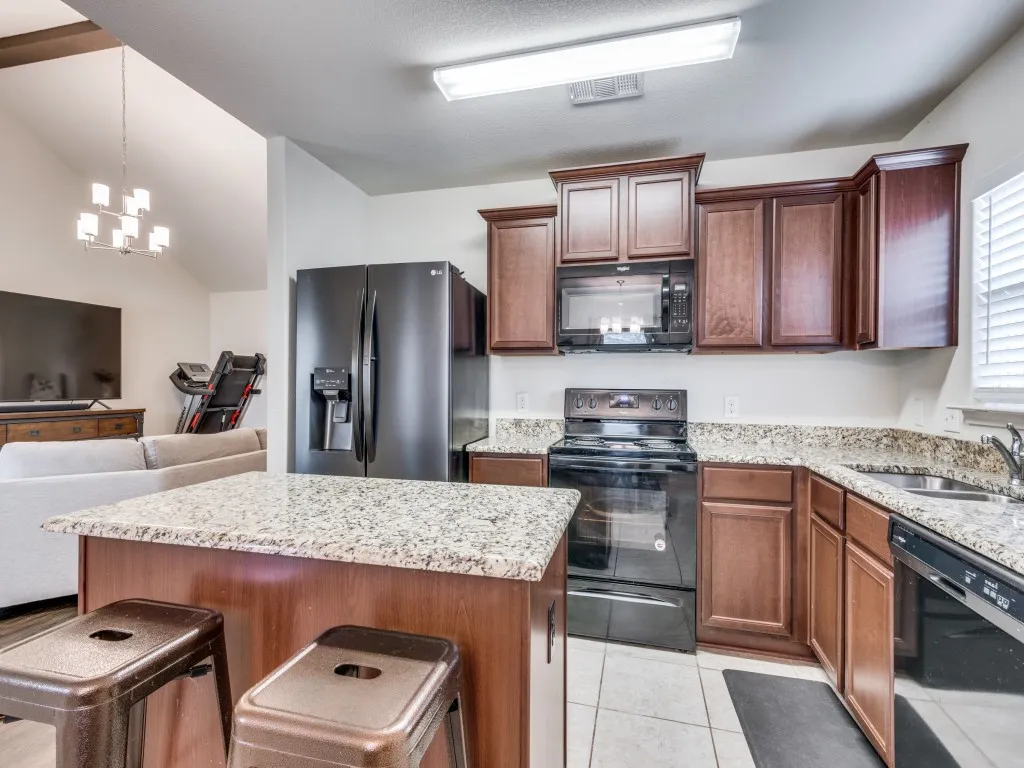 Single Family Residence For Rent in Collin County , 1208 Arizona Drive, Princeton, Texas 75407, 4 Bedroom, 2 Bathroom, 2 Garage spaces, 1,656 Sqft, built in 2017, mls#21400292, Real Estate Agent in Princeton, Homes For Rent in Collin county, Homes For Rent in Princeton, Realtor in Princeton Texas, Real Estate Brokerage Independent Realty Texas, Luminita Cordes Realtor