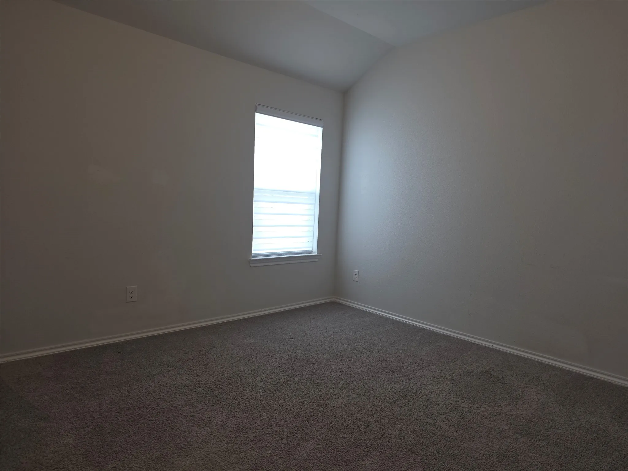 Single Family Residence For Rent in Kaufman County , 3153 Blossom Trail, Heartland, Texas 75114, 4 Bedroom, 3 Bathroom, 2 Garage spaces, 1,945 Sqft, built in 2023, mls#21400307, Real Estate Agent in Heartland, Homes For Rent in Kaufman county, Homes For Rent in Heartland, Realtor in Heartland Texas, Real Estate Brokerage Independent Realty Texas, Luminita Cordes Realtor
