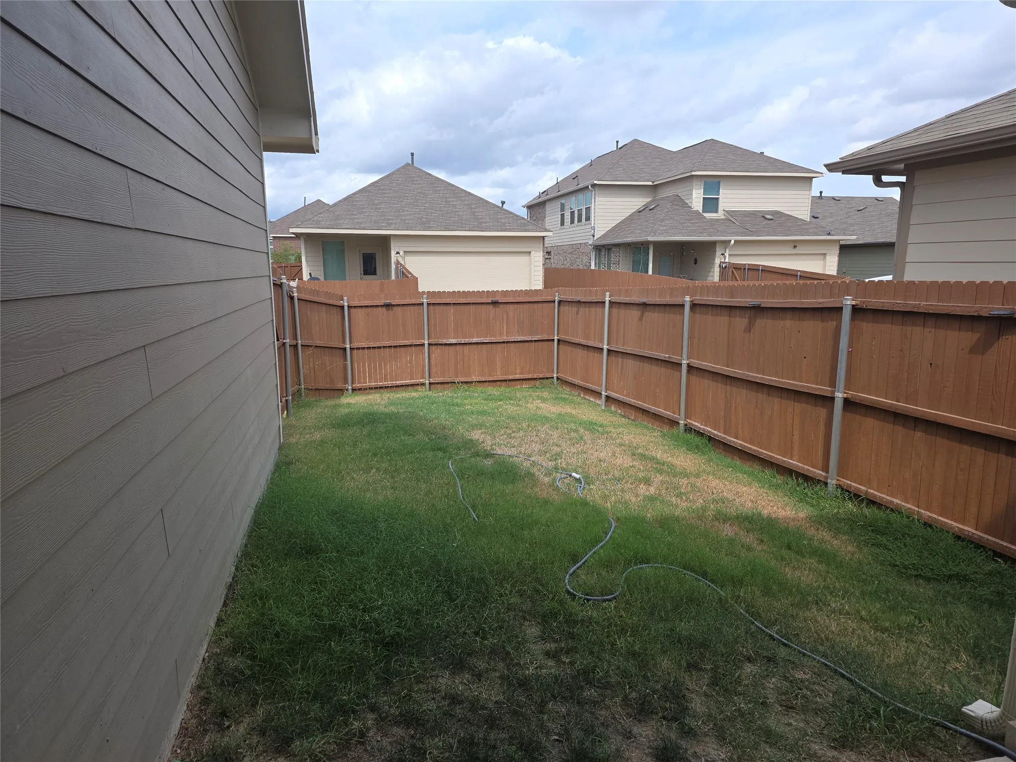 Single Family Residence For Rent in Kaufman County , 3153 Blossom Trail, Heartland, Texas 75114, 4 Bedroom, 3 Bathroom, 2 Garage spaces, 1,945 Sqft, built in 2023, mls#21400307, Real Estate Agent in Heartland, Homes For Rent in Kaufman county, Homes For Rent in Heartland, Realtor in Heartland Texas, Real Estate Brokerage Independent Realty Texas, Luminita Cordes Realtor