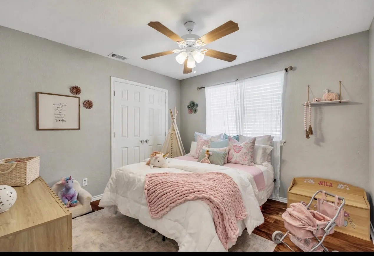 Single Family Residence For Sale in Dallas County , 3214 Suzanne Drive, Rowlett, Texas 75088, 4 Bedroom, 3 Bathroom, 2 Garage spaces, 2,449 Sqft, built in 1987, mls#21400316, Real Estate Agent in Rowlett, Homes For Sale in Dallas county, Homes For Sale in Rowlett, Realtor in Rowlett Texas, Real Estate Brokerage Independent Realty Texas, Luminita Cordes Realtor