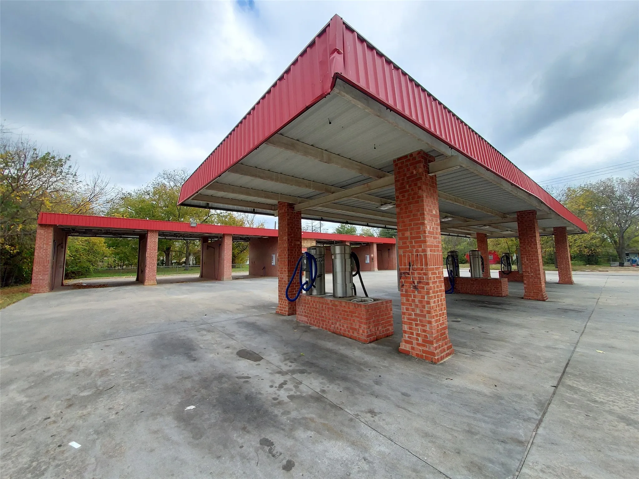 Business For Sale in Hunt County , 1811 Park Street, Commerce, Texas 75428, 0, 0, Garage spaces, 0 Sqft, built in 2001, mls#21399215, Real Estate Agent in Commerce, Homes For Sale in Hunt county, Homes For Sale in Commerce, Realtor in Commerce Texas, Real Estate Brokerage Independent Realty Texas, Luminita Cordes Realtor
