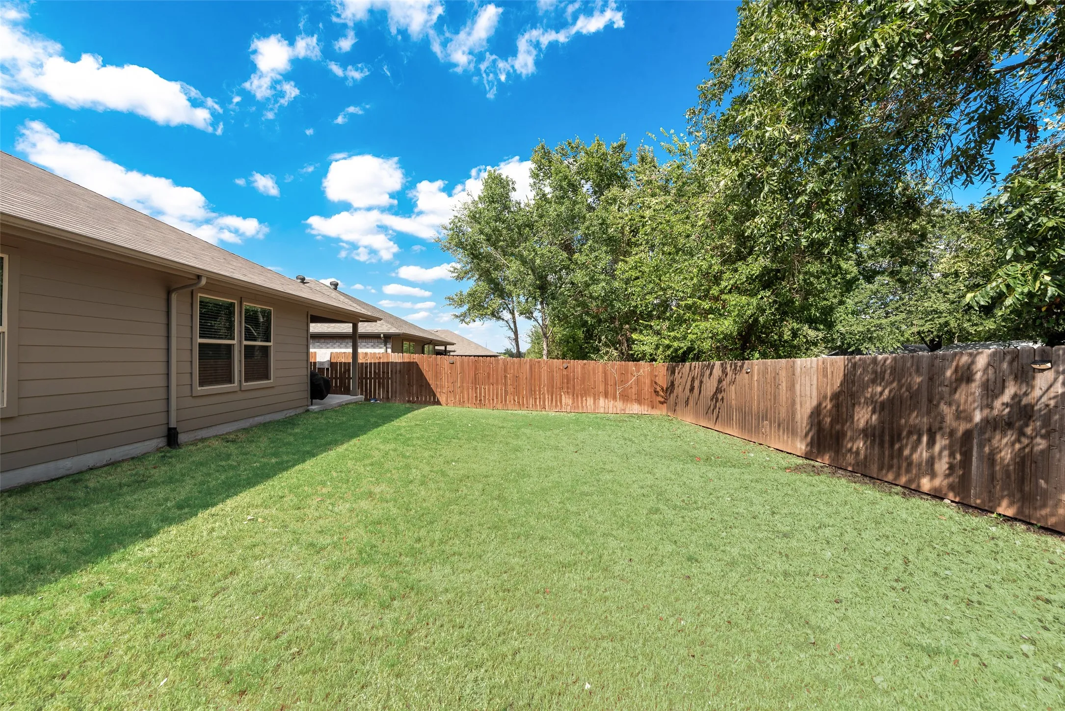 Single Family Residence For Sale in Parker County , 540 Bronze Circle E, Springtown, Texas 76082, 4 Bedroom, 2 Bathroom, 2 Garage spaces, 1,860 Sqft, built in 2023, mls#21399778, Real Estate Agent in Springtown, Homes For Sale in Parker county, Homes For Sale in Springtown, Realtor in Springtown Texas, Real Estate Brokerage Independent Realty Texas, Luminita Cordes Realtor