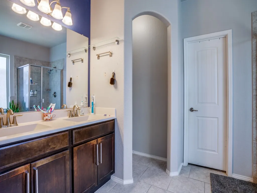 Single Family Residence For Rent in Denton County , 11721 Champion Creek Drive, Frisco, Texas 75036, 4 Bedroom, 3 Bathroom, 2 Garage spaces, 3,012 Sqft, built in 2014, mls#21400257, Real Estate Agent in Frisco, Homes For Rent in Denton county, Homes For Rent in Frisco, Realtor in Frisco Texas, Real Estate Brokerage Independent Realty Texas, Luminita Cordes Realtor