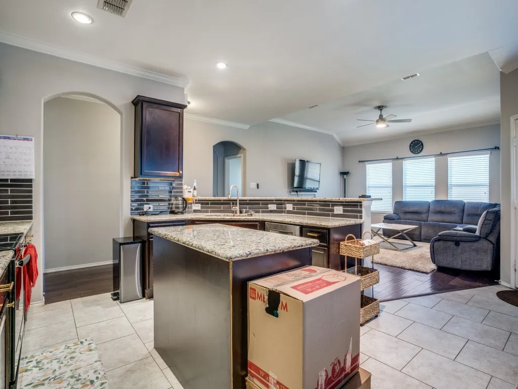 Single Family Residence For Rent in Denton County , 11721 Champion Creek Drive, Frisco, Texas 75036, 4 Bedroom, 3 Bathroom, 2 Garage spaces, 3,012 Sqft, built in 2014, mls#21400257, Real Estate Agent in Frisco, Homes For Rent in Denton county, Homes For Rent in Frisco, Realtor in Frisco Texas, Real Estate Brokerage Independent Realty Texas, Luminita Cordes Realtor