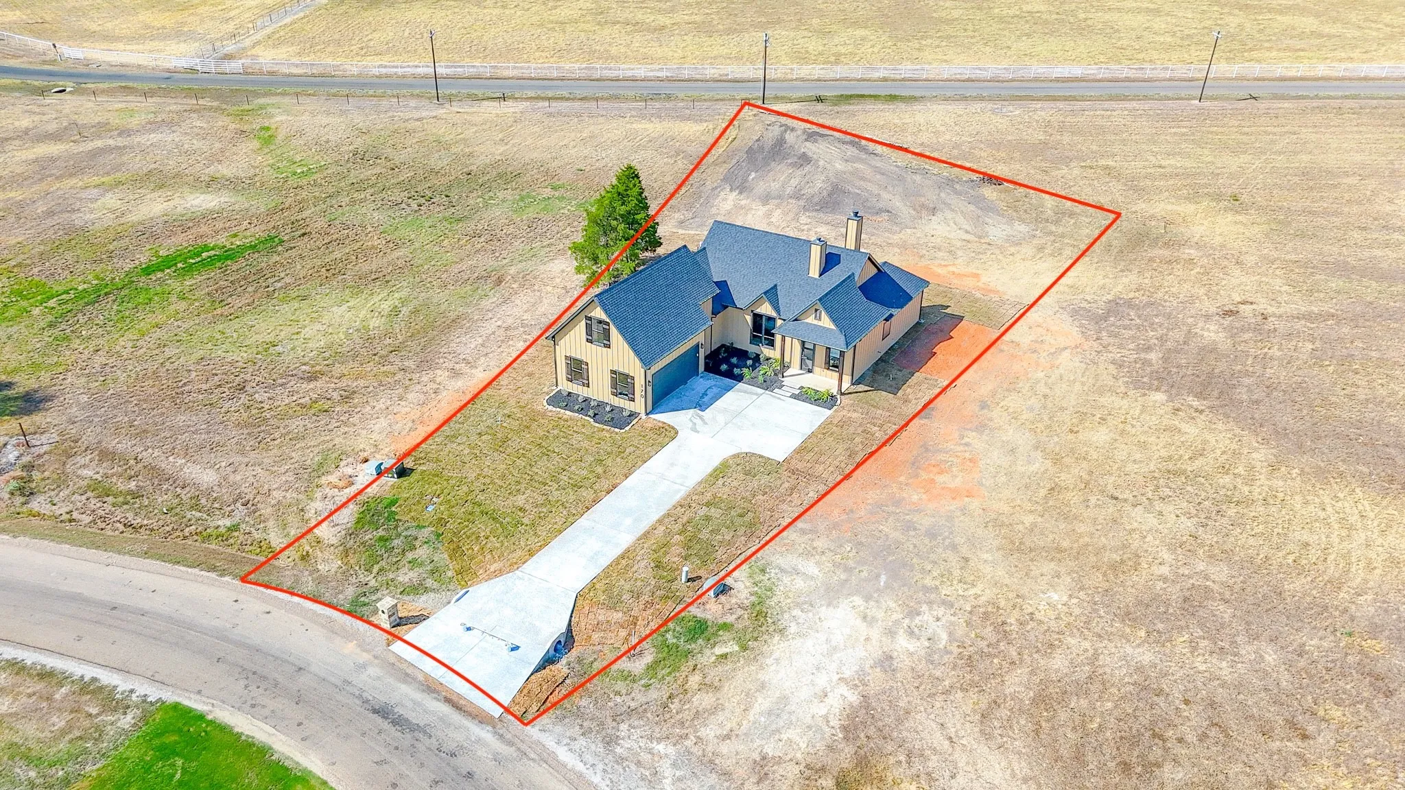Single Family Residence For Sale in Navarro County , 170 Canal Street, Corsicana, Texas 75109, 4 Bedroom, 3 Bathroom, 2 Garage spaces, 2,215 Sqft, built in 2026, mls#21394375, Real Estate Agent in Corsicana, Homes For Sale in Navarro county, Homes For Sale in Corsicana, Realtor in Corsicana Texas, Real Estate Brokerage Independent Realty Texas, Luminita Cordes Realtor