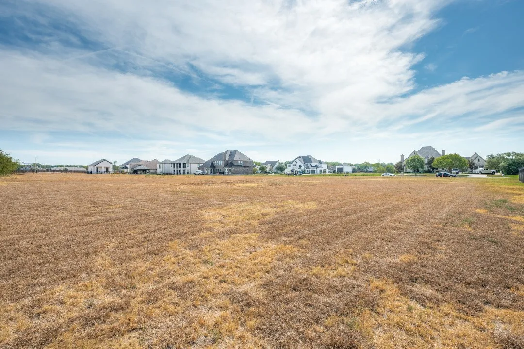 Improved Land For Sale in Ellis County , 1104 Estate Drive, Ennis, Texas 75119, 0, 0, Garage spaces, 0 Sqft, built in 0, mls#21398118, Real Estate Agent in Ennis, Homes For Sale in Ellis county, Homes For Sale in Ennis, Realtor in Ennis Texas, Real Estate Brokerage Independent Realty Texas, Luminita Cordes Realtor