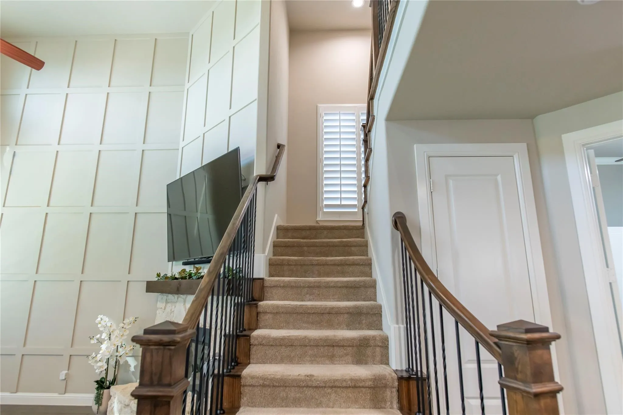 Single Family Residence For Sale in Denton County , 1408 Torrent Drive, Little Elm, Texas 75068, 3 Bedroom, 4 Bathroom, 2 Garage spaces, 3,010 Sqft, built in 2016, mls#21398183, Real Estate Agent in Little Elm, Homes For Sale in Denton county, Homes For Sale in Little Elm, Realtor in Little Elm Texas, Real Estate Brokerage Independent Realty Texas, Luminita Cordes Realtor