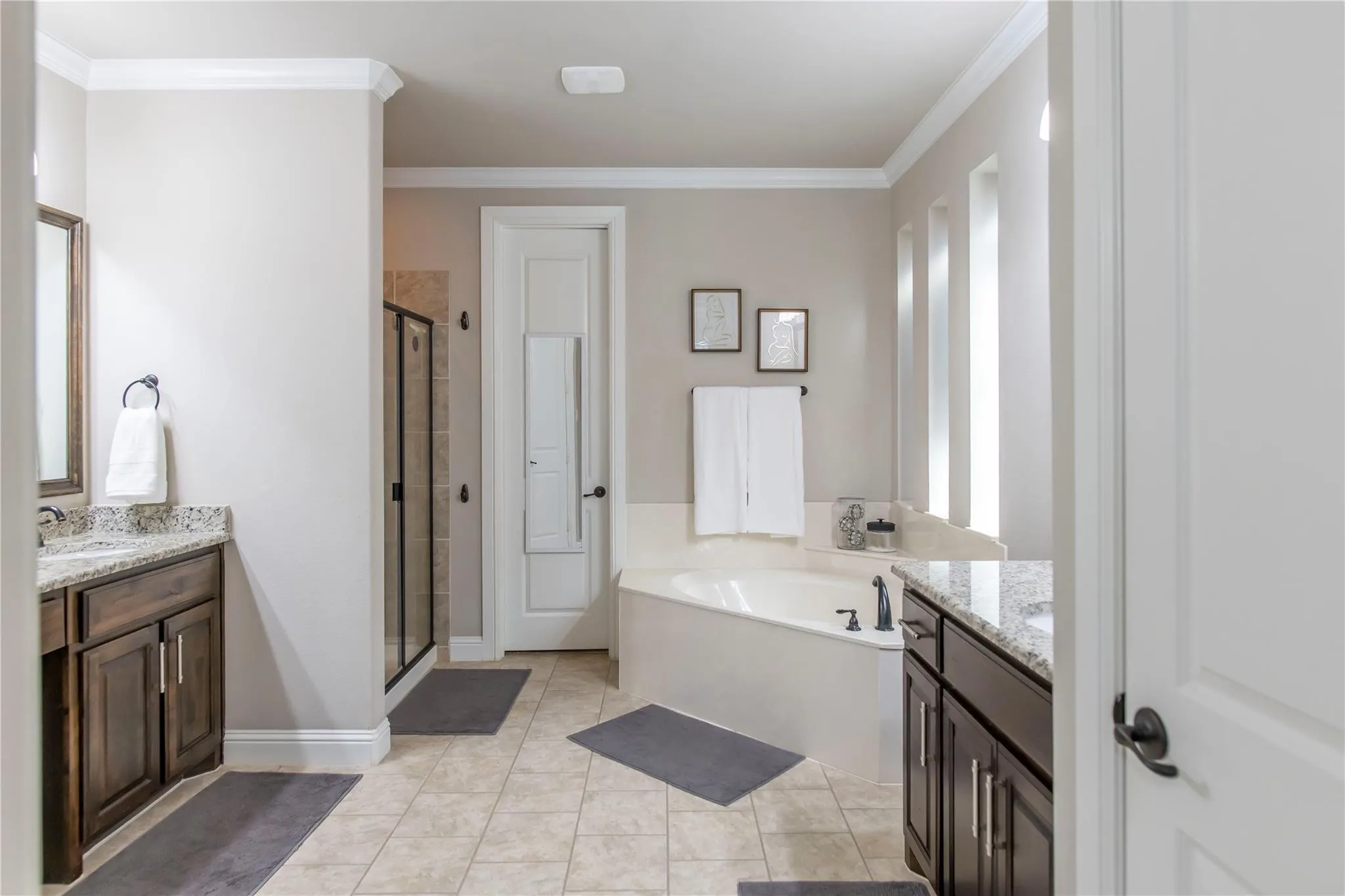 Single Family Residence For Sale in Denton County , 1408 Torrent Drive, Little Elm, Texas 75068, 3 Bedroom, 4 Bathroom, 2 Garage spaces, 3,010 Sqft, built in 2016, mls#21398183, Real Estate Agent in Little Elm, Homes For Sale in Denton county, Homes For Sale in Little Elm, Realtor in Little Elm Texas, Real Estate Brokerage Independent Realty Texas, Luminita Cordes Realtor