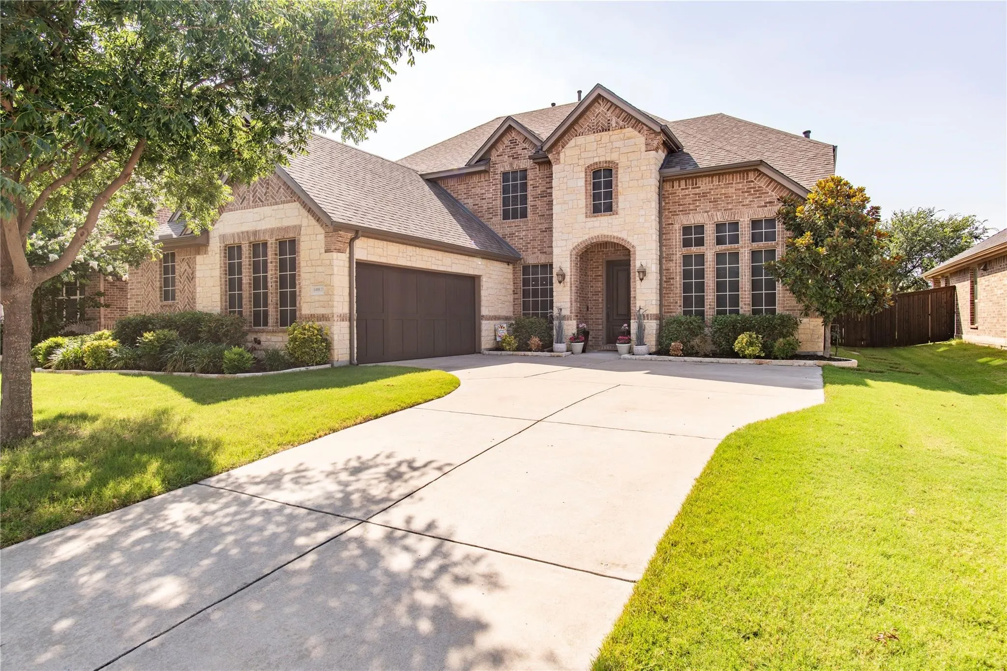 Single Family Residence For Sale in Denton County , 1408 Torrent Drive, Little Elm, Texas 75068, 3 Bedroom, 4 Bathroom, 2 Garage spaces, 3,010 Sqft, built in 2016, mls#21398183, Real Estate Agent in Little Elm, Homes For Sale in Denton county, Homes For Sale in Little Elm, Realtor in Little Elm Texas, Real Estate Brokerage Independent Realty Texas, Luminita Cordes Realtor