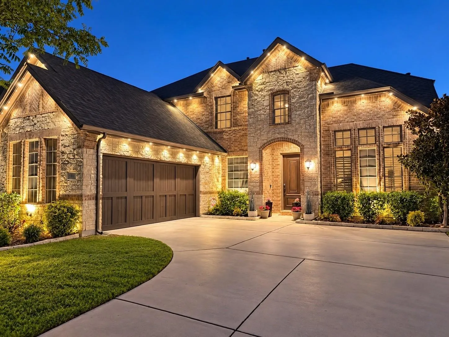 Single Family Residence For Sale in Denton County , 1408 Torrent Drive, Little Elm, Texas 75068, 3 Bedroom, 4 Bathroom, 2 Garage spaces, 3,010 Sqft, built in 2016, mls#21398183, Real Estate Agent in Little Elm, Homes For Sale in Denton county, Homes For Sale in Little Elm, Realtor in Little Elm Texas, Real Estate Brokerage Independent Realty Texas, Luminita Cordes Realtor