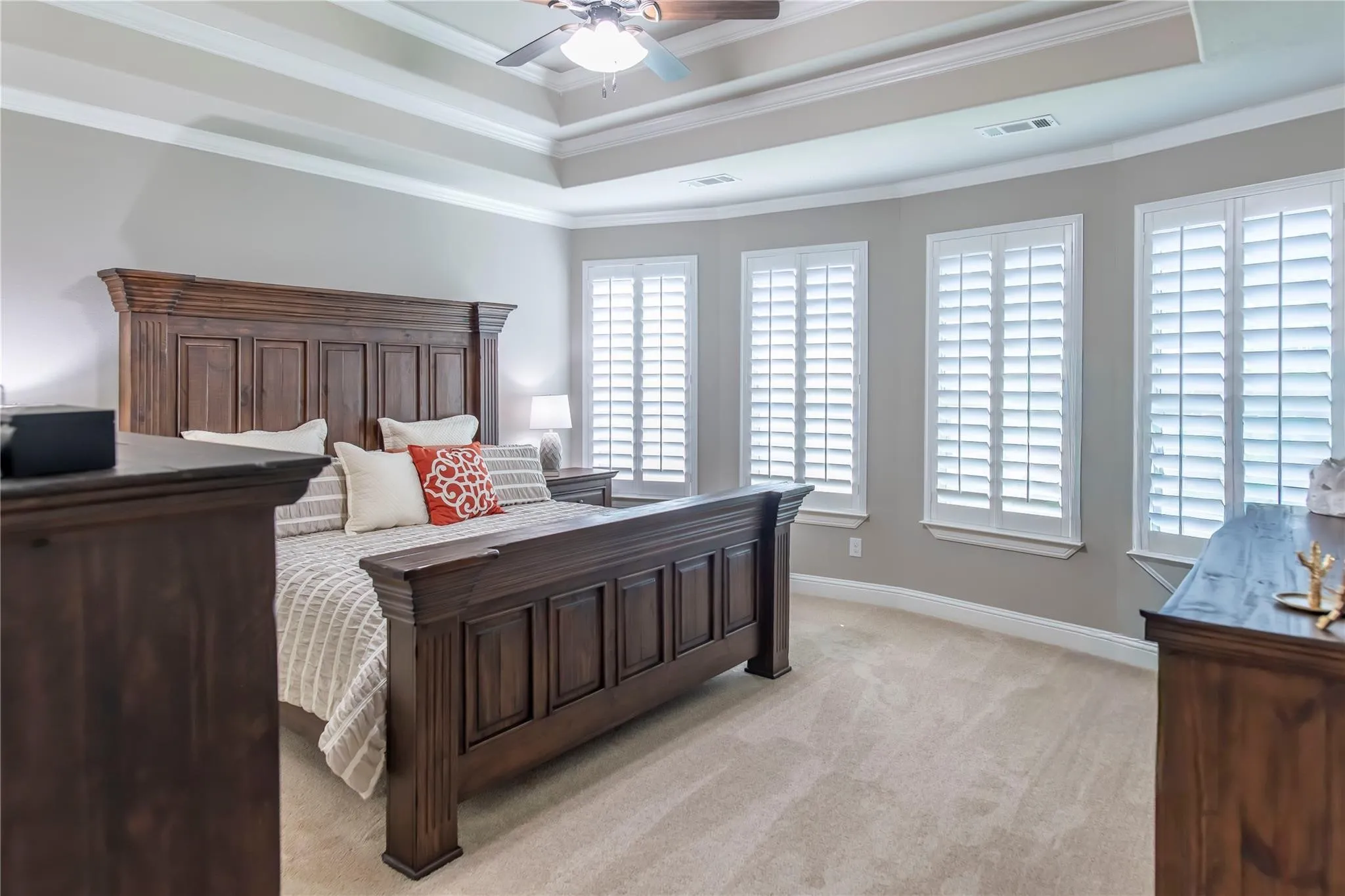 Single Family Residence For Sale in Denton County , 1408 Torrent Drive, Little Elm, Texas 75068, 3 Bedroom, 4 Bathroom, 2 Garage spaces, 3,010 Sqft, built in 2016, mls#21398183, Real Estate Agent in Little Elm, Homes For Sale in Denton county, Homes For Sale in Little Elm, Realtor in Little Elm Texas, Real Estate Brokerage Independent Realty Texas, Luminita Cordes Realtor