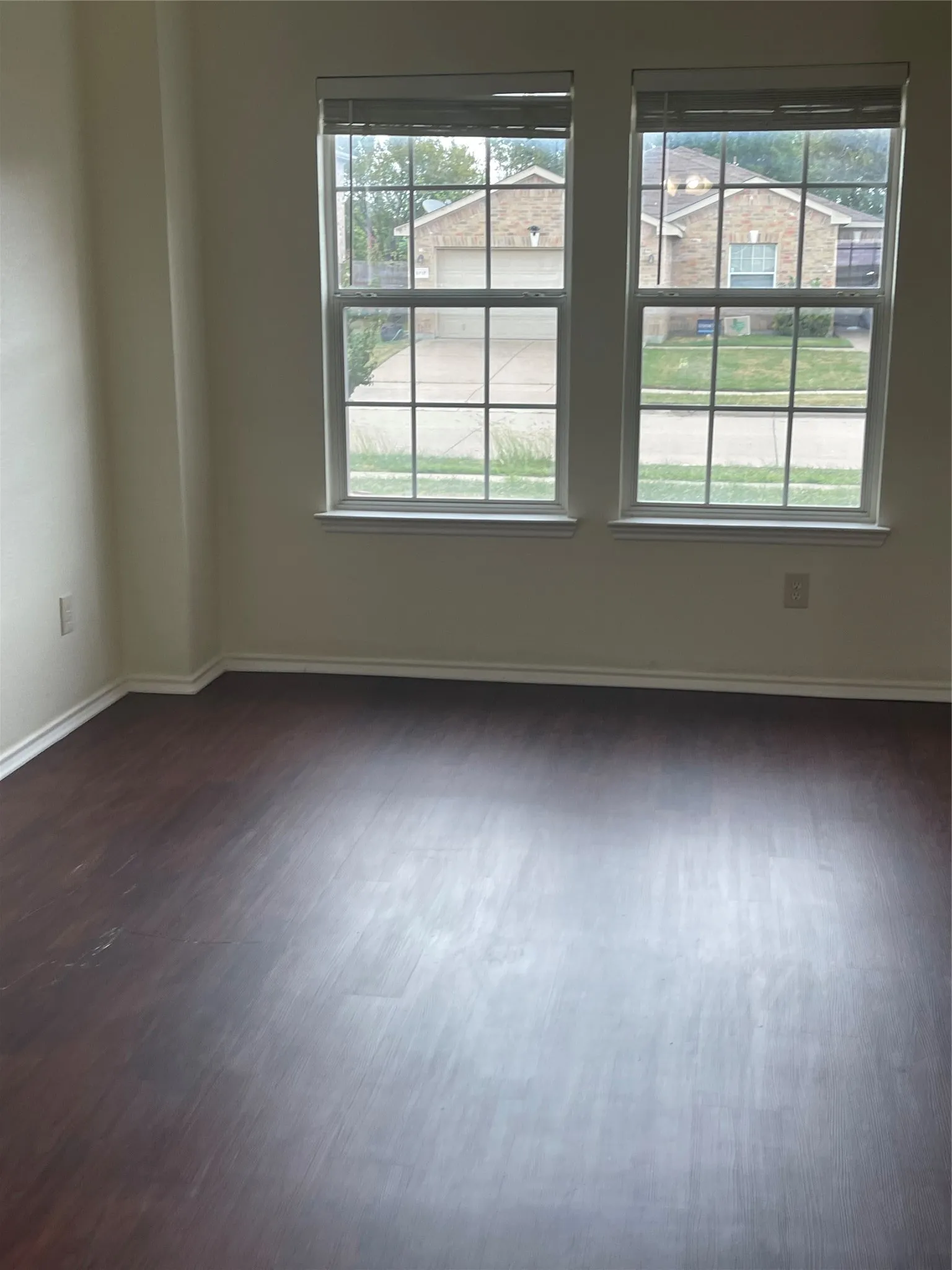 Single Family Residence For Rent in Tarrant County , 6716 Barred Owl Road, Arlington, Texas 76002, 4 Bedroom, 4 Bathroom, 2 Garage spaces, 3,270 Sqft, built in 2004, mls#21389234, Real Estate Agent in Arlington, Homes For Rent in Tarrant county, Homes For Rent in Arlington, Realtor in Arlington Texas, Real Estate Brokerage Independent Realty Texas, Luminita Cordes Realtor