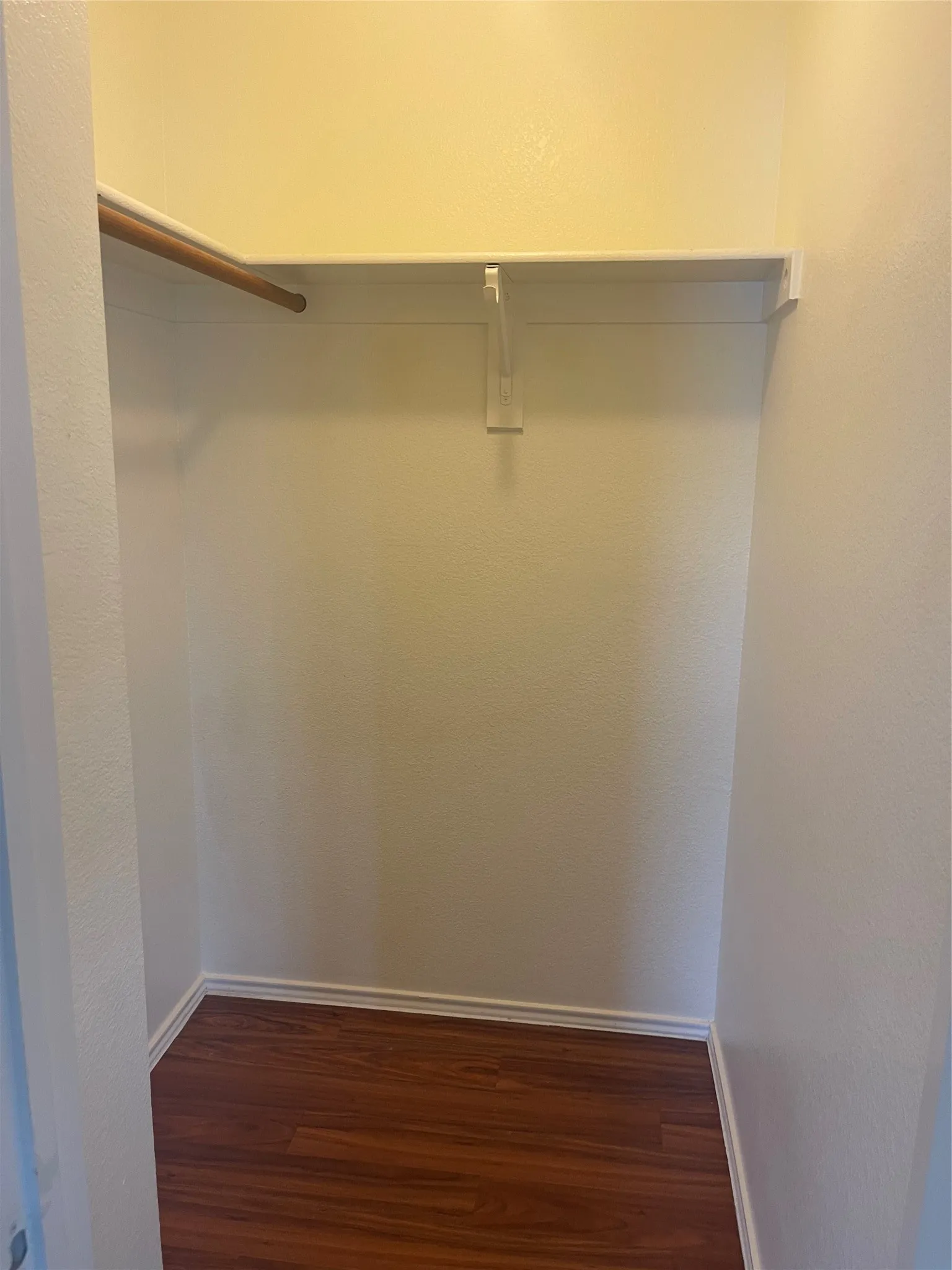 Single Family Residence For Rent in Tarrant County , 6716 Barred Owl Road, Arlington, Texas 76002, 4 Bedroom, 4 Bathroom, 2 Garage spaces, 3,270 Sqft, built in 2004, mls#21389234, Real Estate Agent in Arlington, Homes For Rent in Tarrant county, Homes For Rent in Arlington, Realtor in Arlington Texas, Real Estate Brokerage Independent Realty Texas, Luminita Cordes Realtor