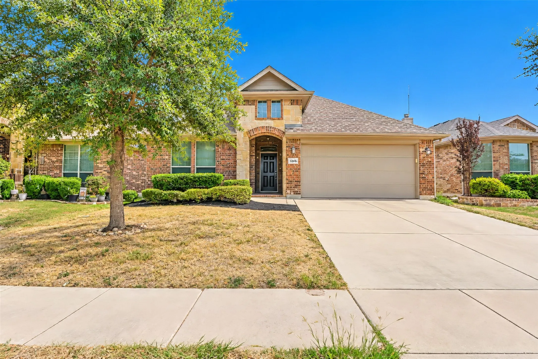 Single Family Residence For Rent in Tarrant County , 1245 Goodland Terrace, Fort Worth, Texas 76179, 4 Bedroom, 2 Bathroom, 2 Garage spaces, 2,170 Sqft, built in 2013, mls#21400361, Real Estate Agent in Fort Worth, Homes For Rent in Tarrant county, Homes For Rent in Fort Worth, Realtor in Fort Worth Texas, Real Estate Brokerage Independent Realty Texas, Luminita Cordes Realtor