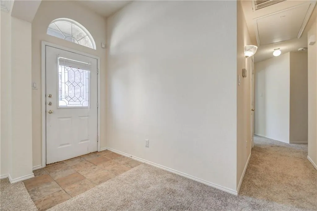 Single Family Residence For Rent in Collin County , 1302 Heather Brook Drive, Allen, Texas 75002, 3 Bedroom, 2 Bathroom, 2 Garage spaces, 2,260 Sqft, built in 2001, mls#21400366, Real Estate Agent in Allen, Homes For Rent in Collin county, Homes For Rent in Allen, Realtor in Allen Texas, Real Estate Brokerage Independent Realty Texas, Luminita Cordes Realtor