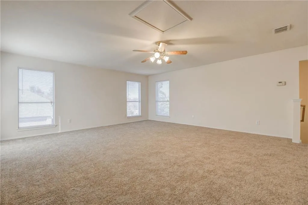 Single Family Residence For Rent in Collin County , 1302 Heather Brook Drive, Allen, Texas 75002, 3 Bedroom, 2 Bathroom, 2 Garage spaces, 2,260 Sqft, built in 2001, mls#21400366, Real Estate Agent in Allen, Homes For Rent in Collin county, Homes For Rent in Allen, Realtor in Allen Texas, Real Estate Brokerage Independent Realty Texas, Luminita Cordes Realtor