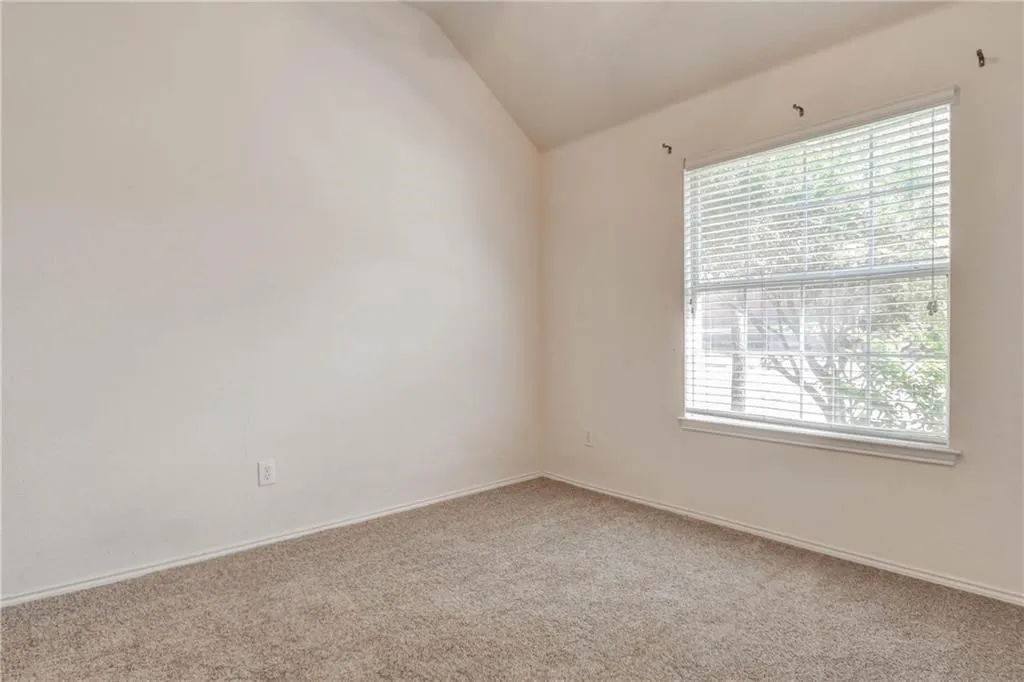 Single Family Residence For Rent in Collin County , 1302 Heather Brook Drive, Allen, Texas 75002, 3 Bedroom, 2 Bathroom, 2 Garage spaces, 2,260 Sqft, built in 2001, mls#21400366, Real Estate Agent in Allen, Homes For Rent in Collin county, Homes For Rent in Allen, Realtor in Allen Texas, Real Estate Brokerage Independent Realty Texas, Luminita Cordes Realtor