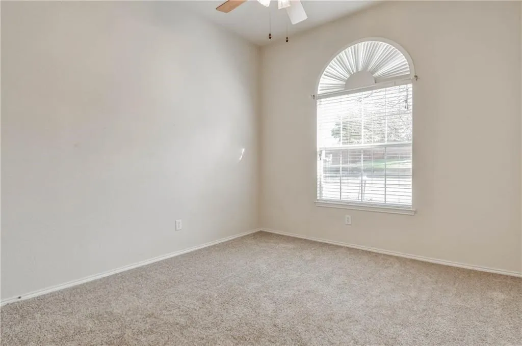 Single Family Residence For Rent in Collin County , 1302 Heather Brook Drive, Allen, Texas 75002, 3 Bedroom, 2 Bathroom, 2 Garage spaces, 2,260 Sqft, built in 2001, mls#21400366, Real Estate Agent in Allen, Homes For Rent in Collin county, Homes For Rent in Allen, Realtor in Allen Texas, Real Estate Brokerage Independent Realty Texas, Luminita Cordes Realtor