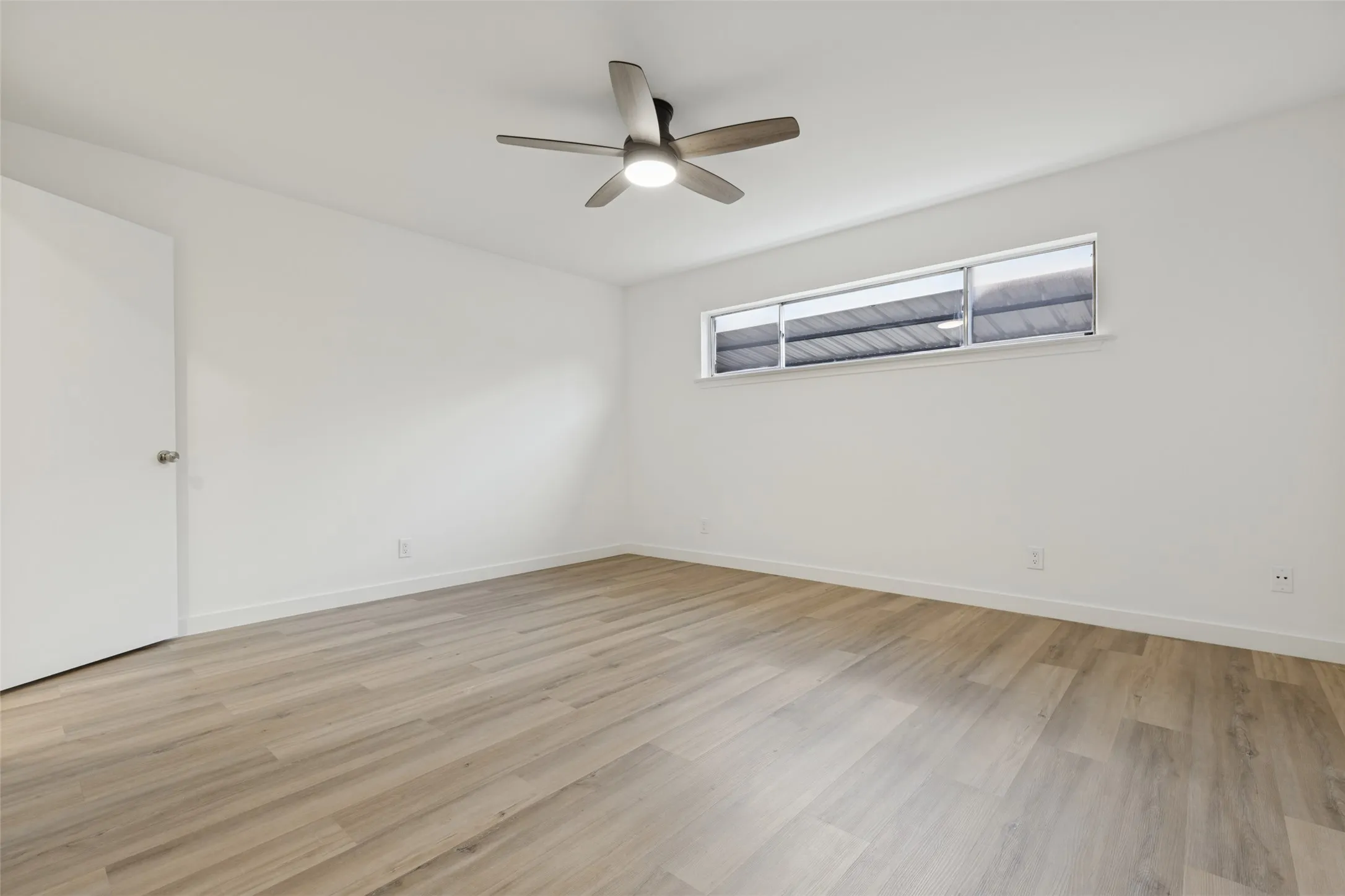Condominium For Rent in Dallas County , 6115 Averill Way A, Dallas, Texas 75225, 2 Bedroom, 2 Bathroom, Garage spaces, 1,427 Sqft, built in 1957, mls#21400383, Real Estate Agent in Dallas, Homes For Rent in Dallas county, Homes For Rent in Dallas, Realtor in Dallas Texas, Real Estate Brokerage Independent Realty Texas, Luminita Cordes Realtor