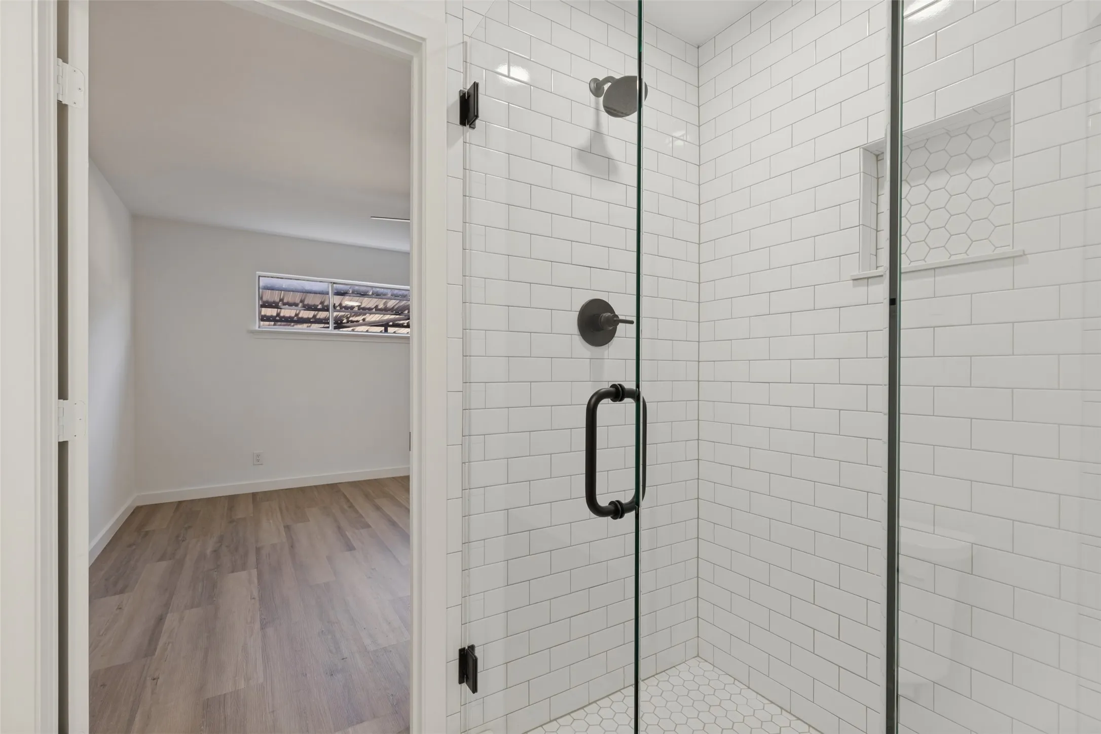 Condominium For Rent in Dallas County , 6115 Averill Way A, Dallas, Texas 75225, 2 Bedroom, 2 Bathroom, Garage spaces, 1,427 Sqft, built in 1957, mls#21400383, Real Estate Agent in Dallas, Homes For Rent in Dallas county, Homes For Rent in Dallas, Realtor in Dallas Texas, Real Estate Brokerage Independent Realty Texas, Luminita Cordes Realtor