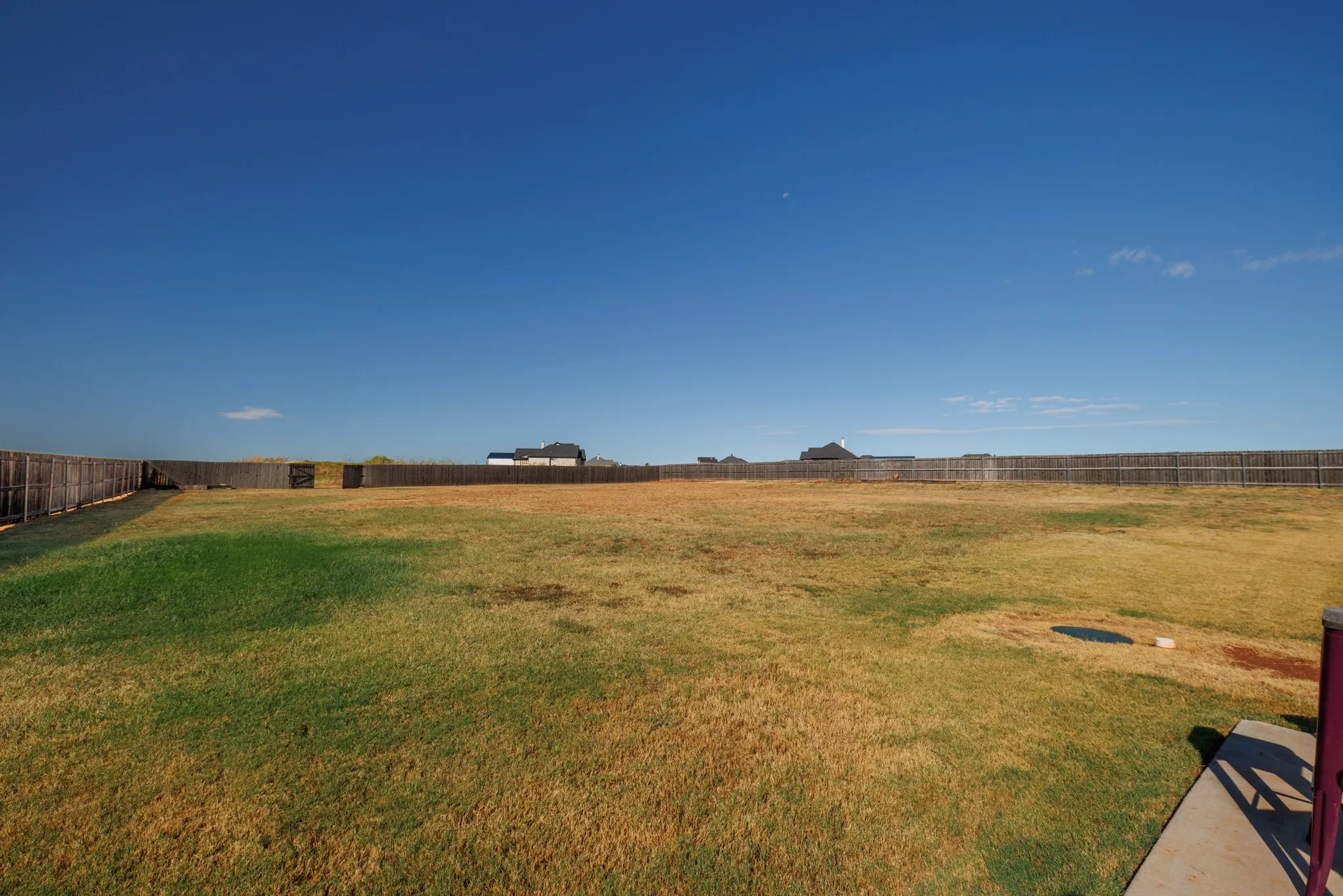 Single Family Residence For Sale in Taylor County , 218 Spring Gap Avenue, Abilene, Texas 79606, 4 Bedroom, 3 Bathroom, 3 Garage spaces, 2,470 Sqft, built in 2020, mls#21391928, Real Estate Agent in Abilene, Homes For Sale in Taylor county, Homes For Sale in Abilene, Realtor in Abilene Texas, Real Estate Brokerage Independent Realty Texas, Luminita Cordes Realtor