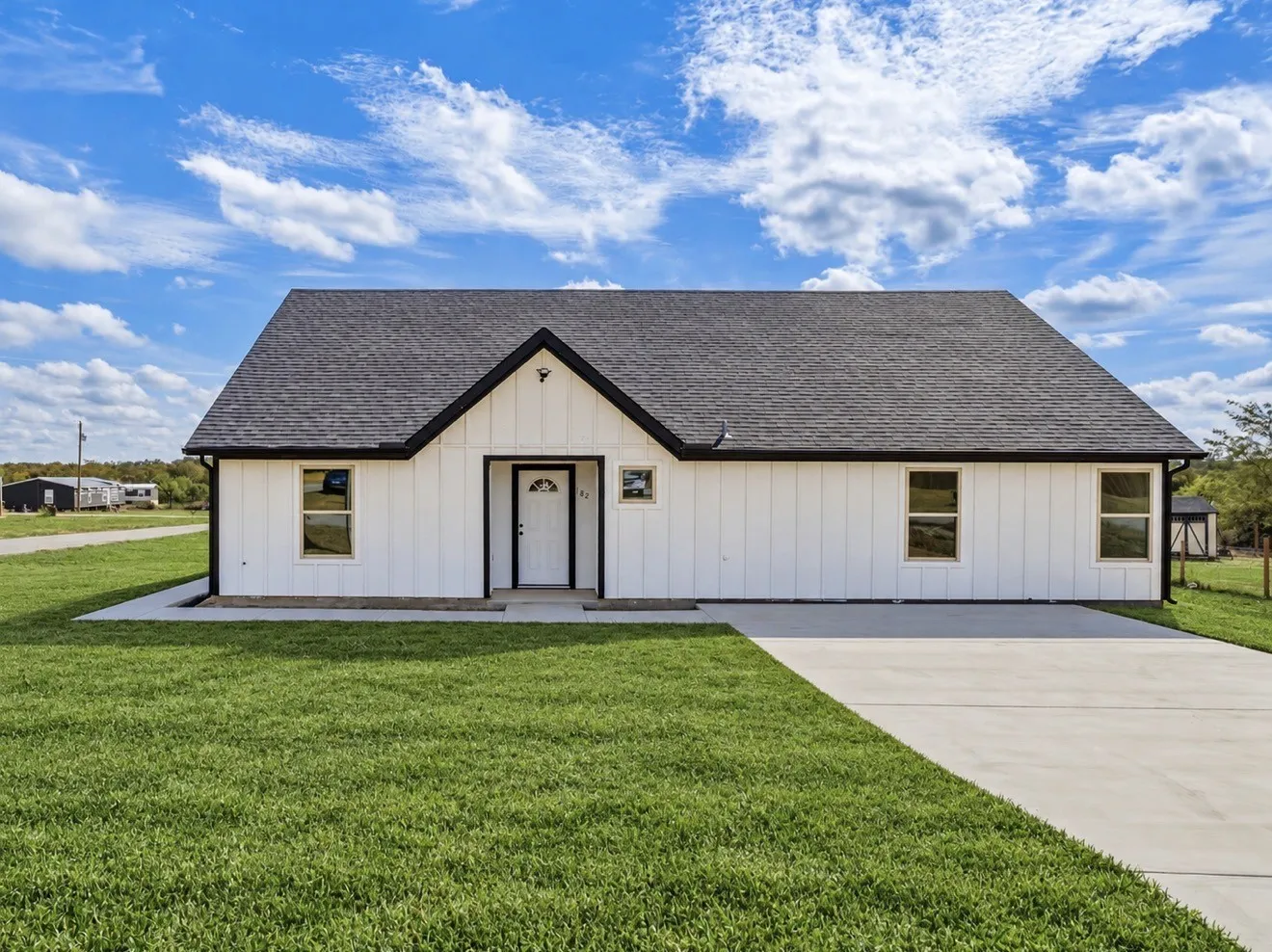 Single Family Residence For Sale in Wise County , 182 Brookview Drive, Bridgeport, Texas 76426, 3 Bedroom, 2 Bathroom, Garage spaces, 1,750 Sqft, built in 2026, mls#21400415, Real Estate Agent in Bridgeport, Homes For Sale in Wise county, Homes For Sale in Bridgeport, Realtor in Bridgeport Texas, Real Estate Brokerage Independent Realty Texas, Luminita Cordes Realtor
