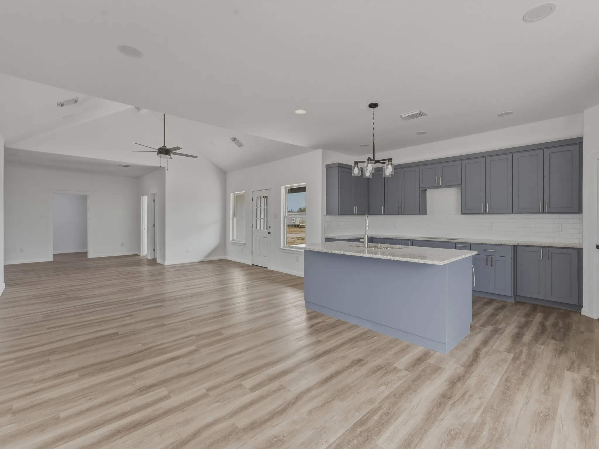 Single Family Residence For Sale in Wise County , 182 Brookview Drive, Bridgeport, Texas 76426, 3 Bedroom, 2 Bathroom, Garage spaces, 1,750 Sqft, built in 2026, mls#21400415, Real Estate Agent in Bridgeport, Homes For Sale in Wise county, Homes For Sale in Bridgeport, Realtor in Bridgeport Texas, Real Estate Brokerage Independent Realty Texas, Luminita Cordes Realtor
