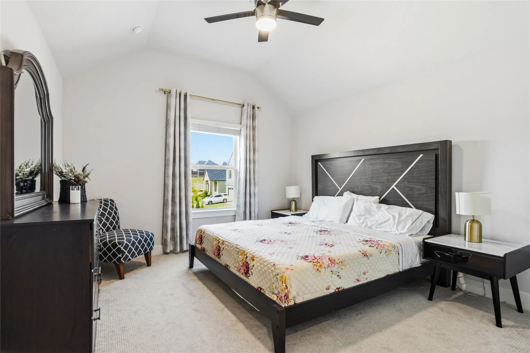 Single Family Residence For Rent in Collin County , 1212 Sapphire Lane, Wylie, Texas 75098, 5 Bedroom, 4 Bathroom, 2 Garage spaces, 3,997 Sqft, built in 2023, mls#21397043, Real Estate Agent in Wylie, Homes For Rent in Collin county, Homes For Rent in Wylie, Realtor in Wylie Texas, Real Estate Brokerage Independent Realty Texas, Luminita Cordes Realtor