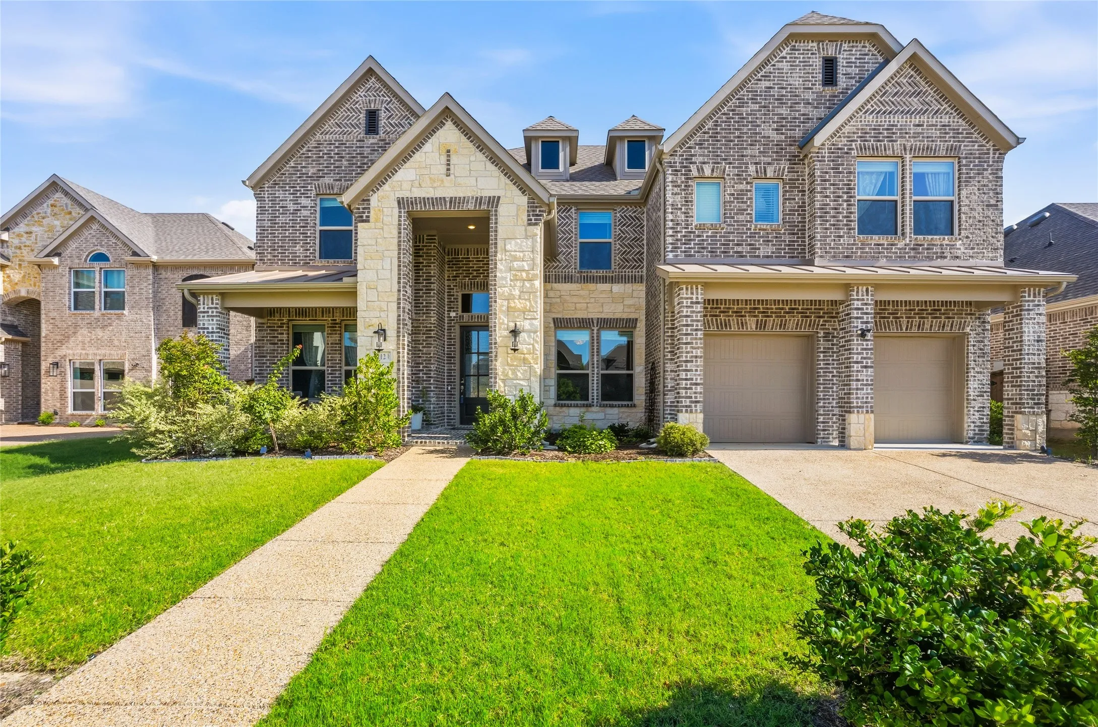 Single Family Residence For Rent in Collin County , 1212 Sapphire Lane, Wylie, Texas 75098, 5 Bedroom, 4 Bathroom, 2 Garage spaces, 3,997 Sqft, built in 2023, mls#21397043, Real Estate Agent in Wylie, Homes For Rent in Collin county, Homes For Rent in Wylie, Realtor in Wylie Texas, Real Estate Brokerage Independent Realty Texas, Luminita Cordes Realtor