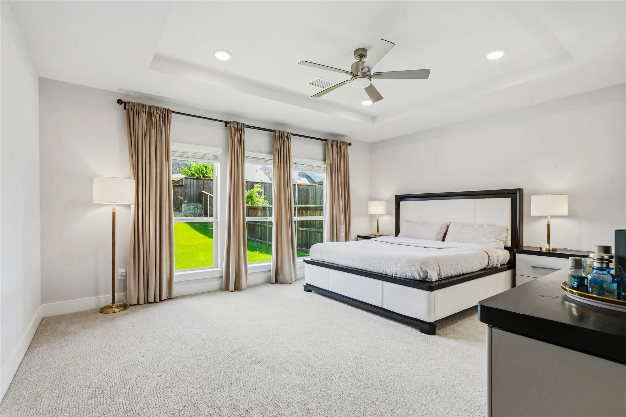 Single Family Residence For Rent in Collin County , 1212 Sapphire Lane, Wylie, Texas 75098, 5 Bedroom, 4 Bathroom, 2 Garage spaces, 3,997 Sqft, built in 2023, mls#21397043, Real Estate Agent in Wylie, Homes For Rent in Collin county, Homes For Rent in Wylie, Realtor in Wylie Texas, Real Estate Brokerage Independent Realty Texas, Luminita Cordes Realtor