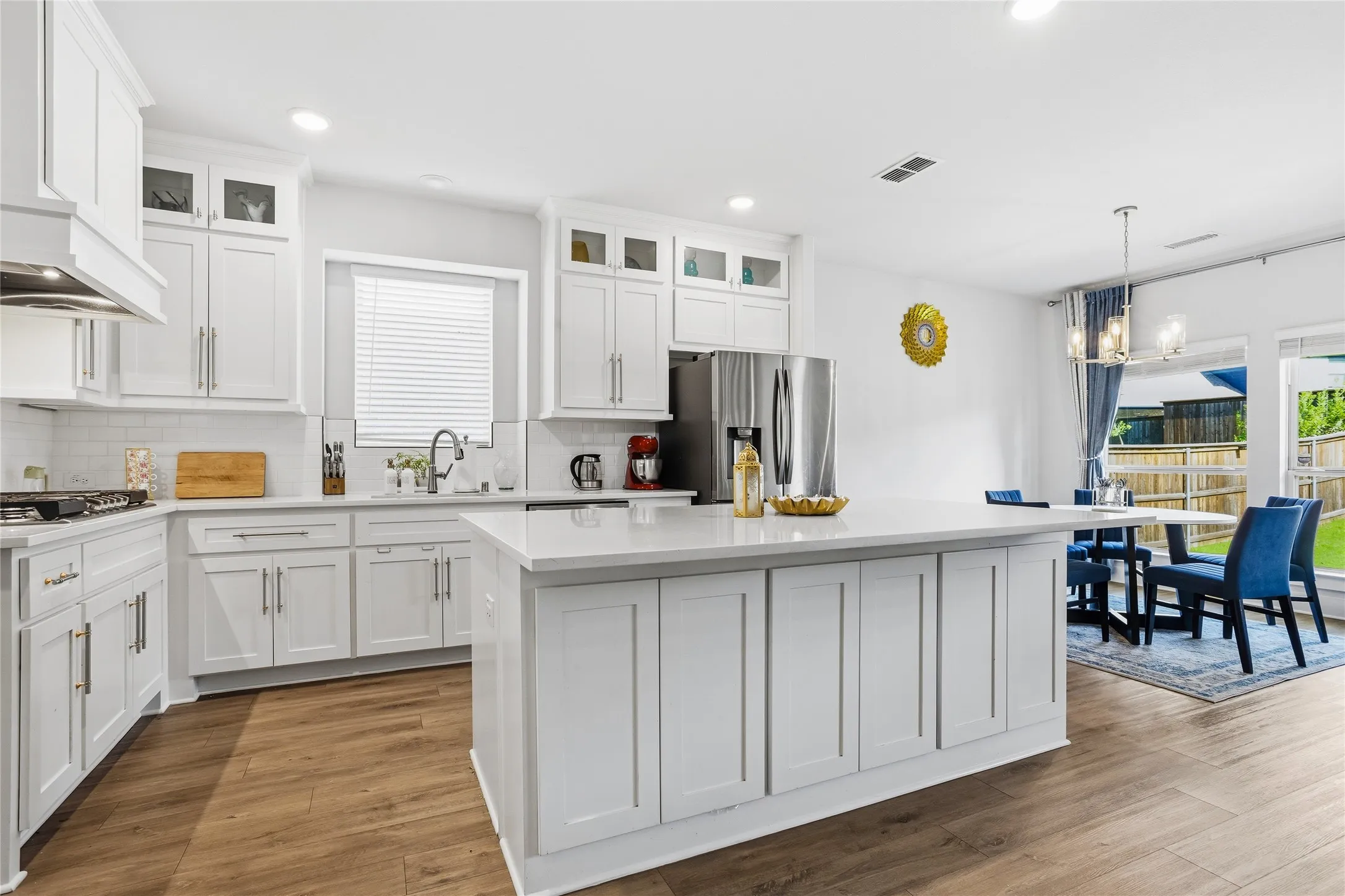 Single Family Residence For Rent in Collin County , 1212 Sapphire Lane, Wylie, Texas 75098, 5 Bedroom, 4 Bathroom, 2 Garage spaces, 3,997 Sqft, built in 2023, mls#21397043, Real Estate Agent in Wylie, Homes For Rent in Collin county, Homes For Rent in Wylie, Realtor in Wylie Texas, Real Estate Brokerage Independent Realty Texas, Luminita Cordes Realtor