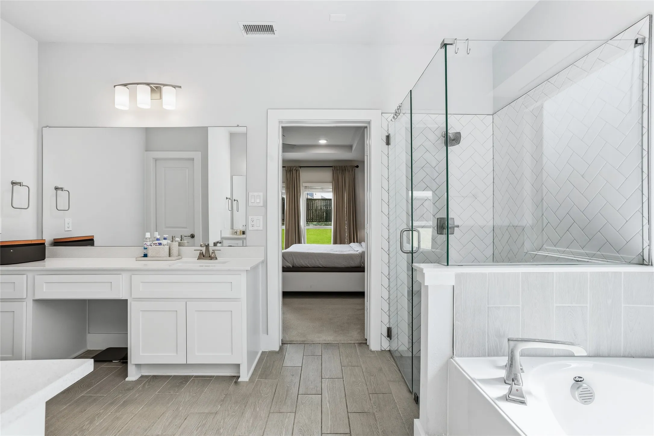 Single Family Residence For Rent in Collin County , 1212 Sapphire Lane, Wylie, Texas 75098, 5 Bedroom, 4 Bathroom, 2 Garage spaces, 3,997 Sqft, built in 2023, mls#21397043, Real Estate Agent in Wylie, Homes For Rent in Collin county, Homes For Rent in Wylie, Realtor in Wylie Texas, Real Estate Brokerage Independent Realty Texas, Luminita Cordes Realtor