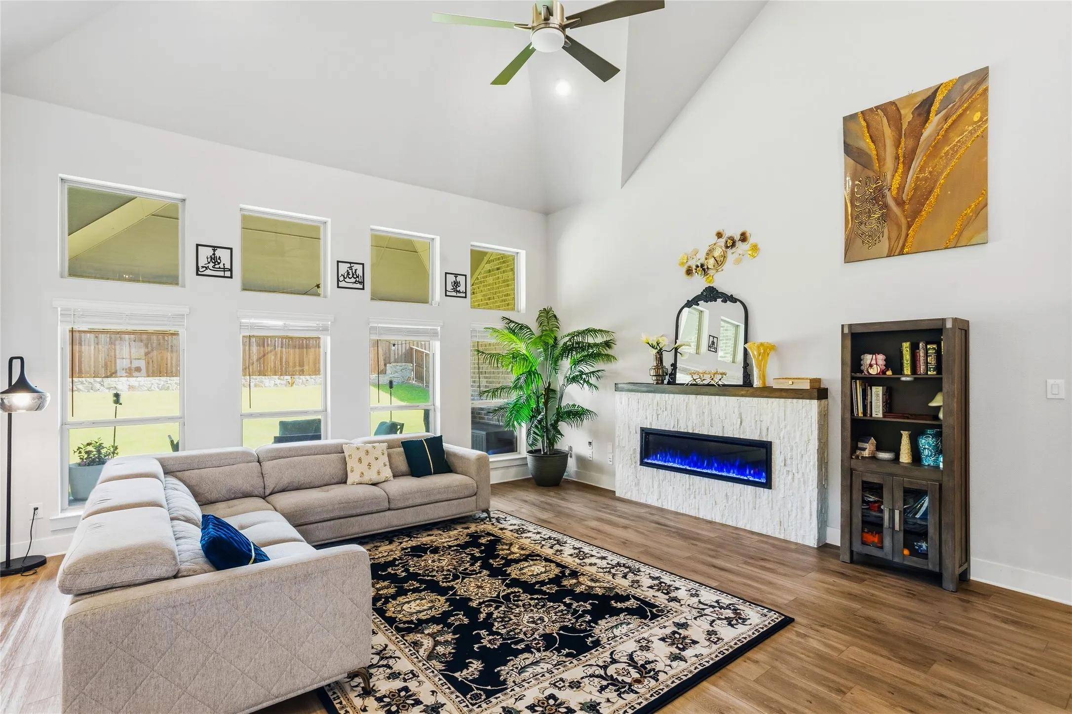 Single Family Residence For Rent in Collin County , 1212 Sapphire Lane, Wylie, Texas 75098, 5 Bedroom, 4 Bathroom, 2 Garage spaces, 3,997 Sqft, built in 2023, mls#21397043, Real Estate Agent in Wylie, Homes For Rent in Collin county, Homes For Rent in Wylie, Realtor in Wylie Texas, Real Estate Brokerage Independent Realty Texas, Luminita Cordes Realtor