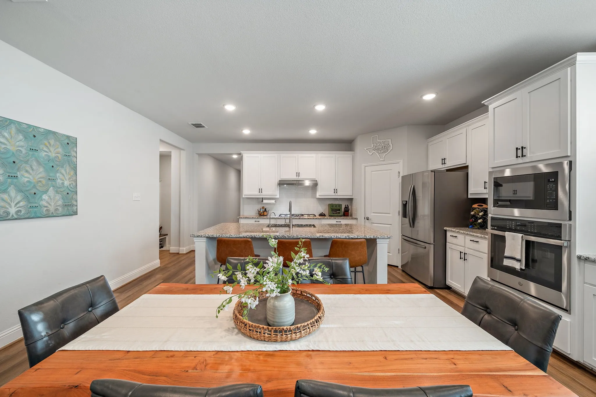 Single Family Residence For Sale in Denton County , 225 Fulton Street, Oak Point, Texas 75068, 3 Bedroom, 2 Bathroom, 2 Garage spaces, 2,199 Sqft, built in 2021, mls#21400242, Real Estate Agent in Oak Point, Homes For Sale in Denton county, Homes For Sale in Oak Point, Realtor in Oak Point Texas, Real Estate Brokerage Independent Realty Texas, Luminita Cordes Realtor