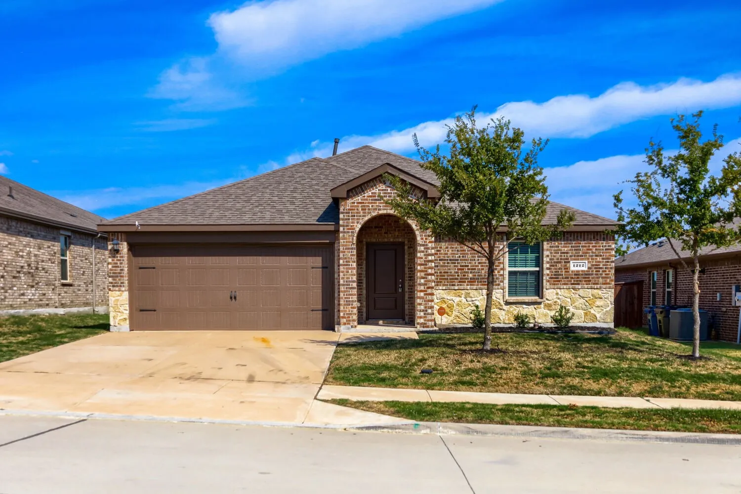 Single Family Residence For Sale in Collin County , 1212 Rountree Court, Celina, Texas 75009, 4 Bedroom, 2 Bathroom, 2 Garage spaces, 1,600 Sqft, built in 2021, mls#21400129, Real Estate Agent in Celina, Homes For Sale in Collin county, Homes For Sale in Celina, Realtor in Celina Texas, Real Estate Brokerage Independent Realty Texas, Luminita Cordes Realtor