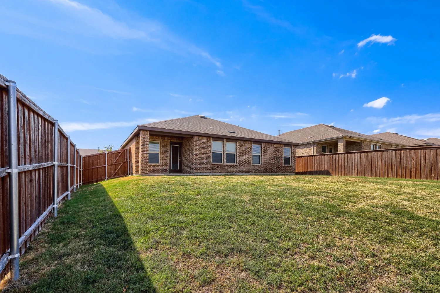 Single Family Residence For Sale in Collin County , 1212 Rountree Court, Celina, Texas 75009, 4 Bedroom, 2 Bathroom, 2 Garage spaces, 1,600 Sqft, built in 2021, mls#21400129, Real Estate Agent in Celina, Homes For Sale in Collin county, Homes For Sale in Celina, Realtor in Celina Texas, Real Estate Brokerage Independent Realty Texas, Luminita Cordes Realtor