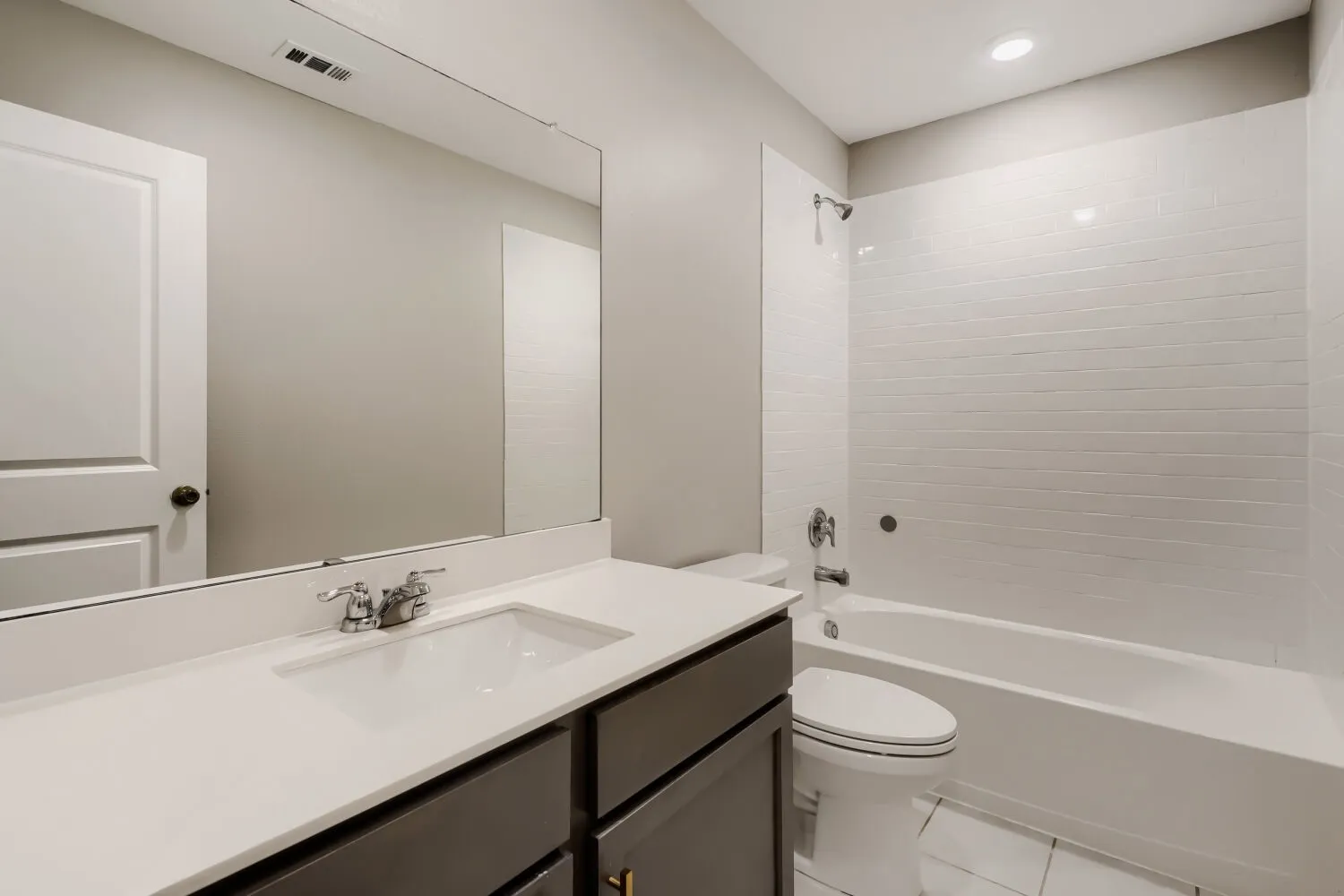 Single Family Residence For Sale in Collin County , 1212 Rountree Court, Celina, Texas 75009, 4 Bedroom, 2 Bathroom, 2 Garage spaces, 1,600 Sqft, built in 2021, mls#21400129, Real Estate Agent in Celina, Homes For Sale in Collin county, Homes For Sale in Celina, Realtor in Celina Texas, Real Estate Brokerage Independent Realty Texas, Luminita Cordes Realtor