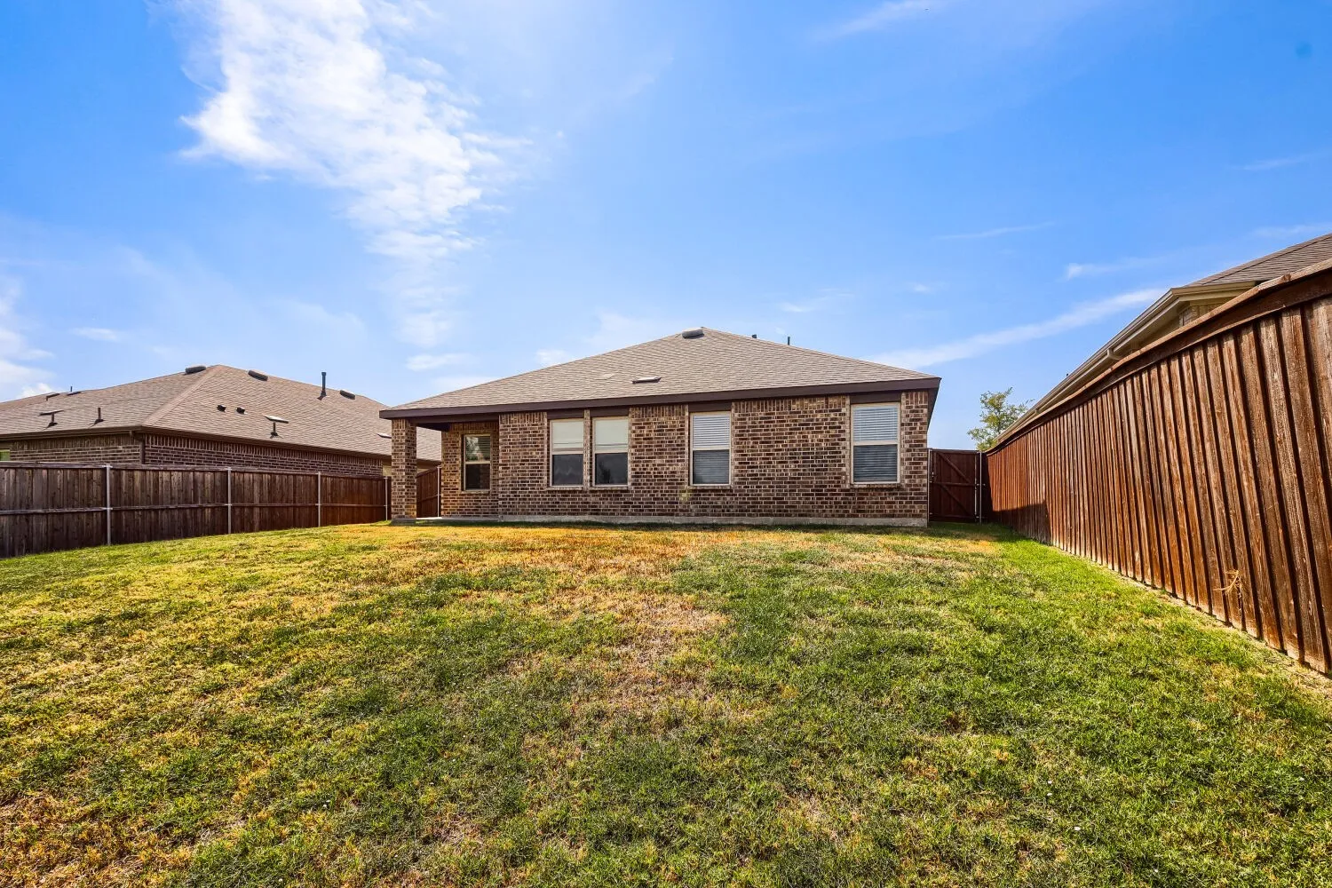Single Family Residence For Sale in Collin County , 1212 Rountree Court, Celina, Texas 75009, 4 Bedroom, 2 Bathroom, 2 Garage spaces, 1,600 Sqft, built in 2021, mls#21400129, Real Estate Agent in Celina, Homes For Sale in Collin county, Homes For Sale in Celina, Realtor in Celina Texas, Real Estate Brokerage Independent Realty Texas, Luminita Cordes Realtor