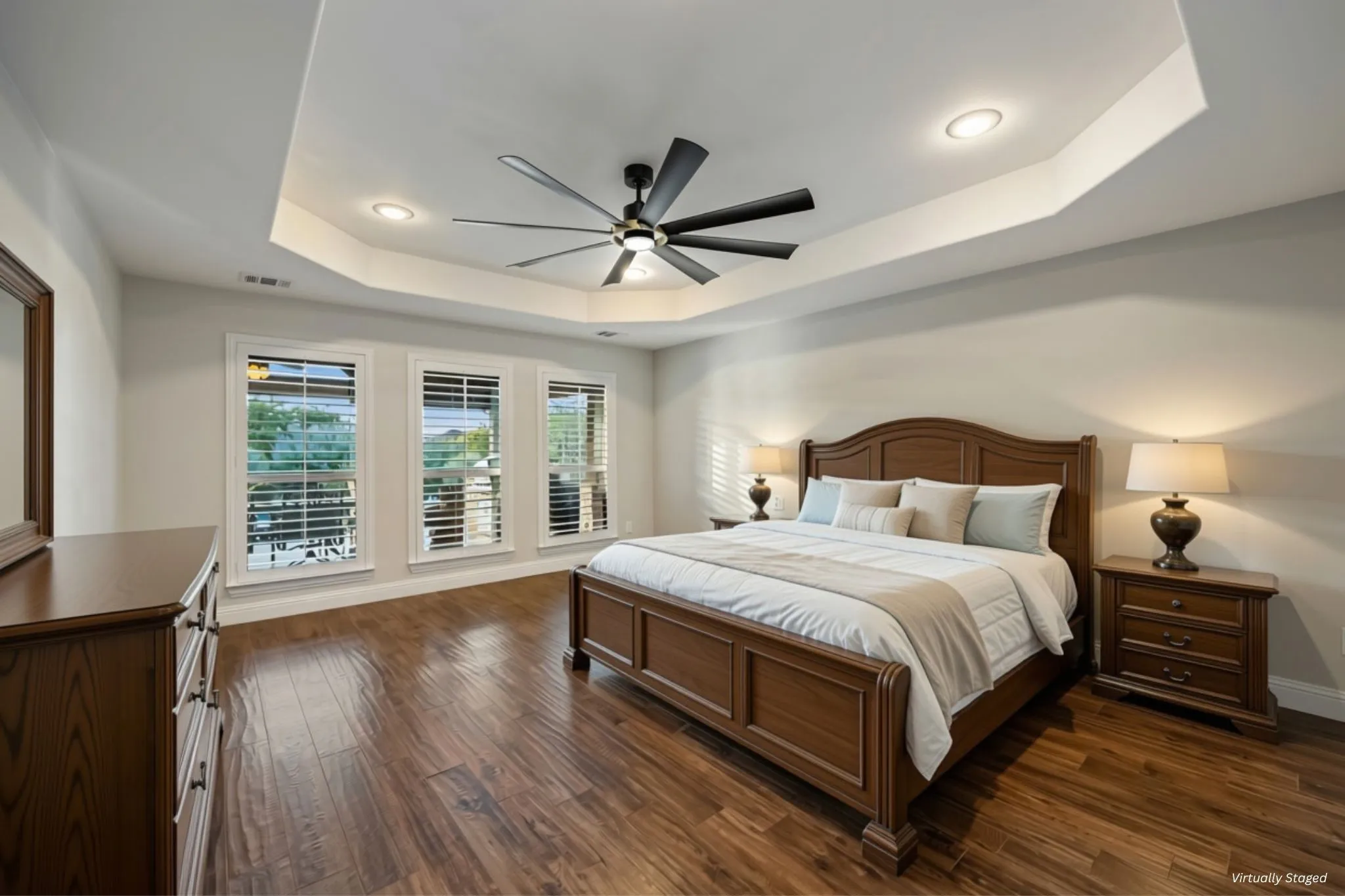 Single Family Residence For Sale in Rockwall County , 3923 Betty Street, Rockwall, Texas 75087, 4 Bedroom, 4 Bathroom, 3 Garage spaces, 3,869 Sqft, built in 2010, mls#21397707, Real Estate Agent in Rockwall, Homes For Sale in Rockwall county, Homes For Sale in Rockwall, Realtor in Rockwall Texas, Real Estate Brokerage Independent Realty Texas, Luminita Cordes Realtor