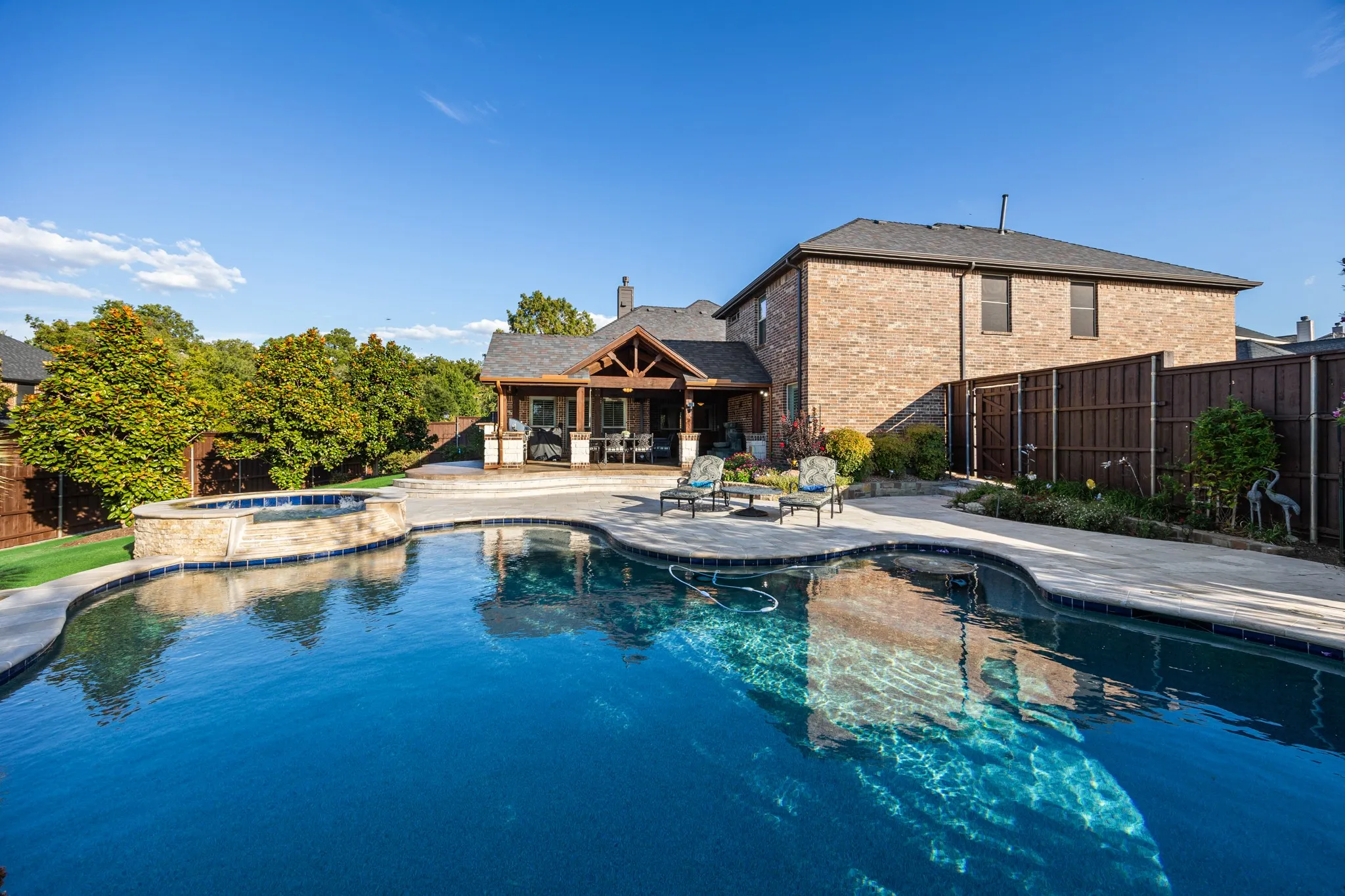 Single Family Residence For Sale in Rockwall County , 3923 Betty Street, Rockwall, Texas 75087, 4 Bedroom, 4 Bathroom, 3 Garage spaces, 3,869 Sqft, built in 2010, mls#21397707, Real Estate Agent in Rockwall, Homes For Sale in Rockwall county, Homes For Sale in Rockwall, Realtor in Rockwall Texas, Real Estate Brokerage Independent Realty Texas, Luminita Cordes Realtor