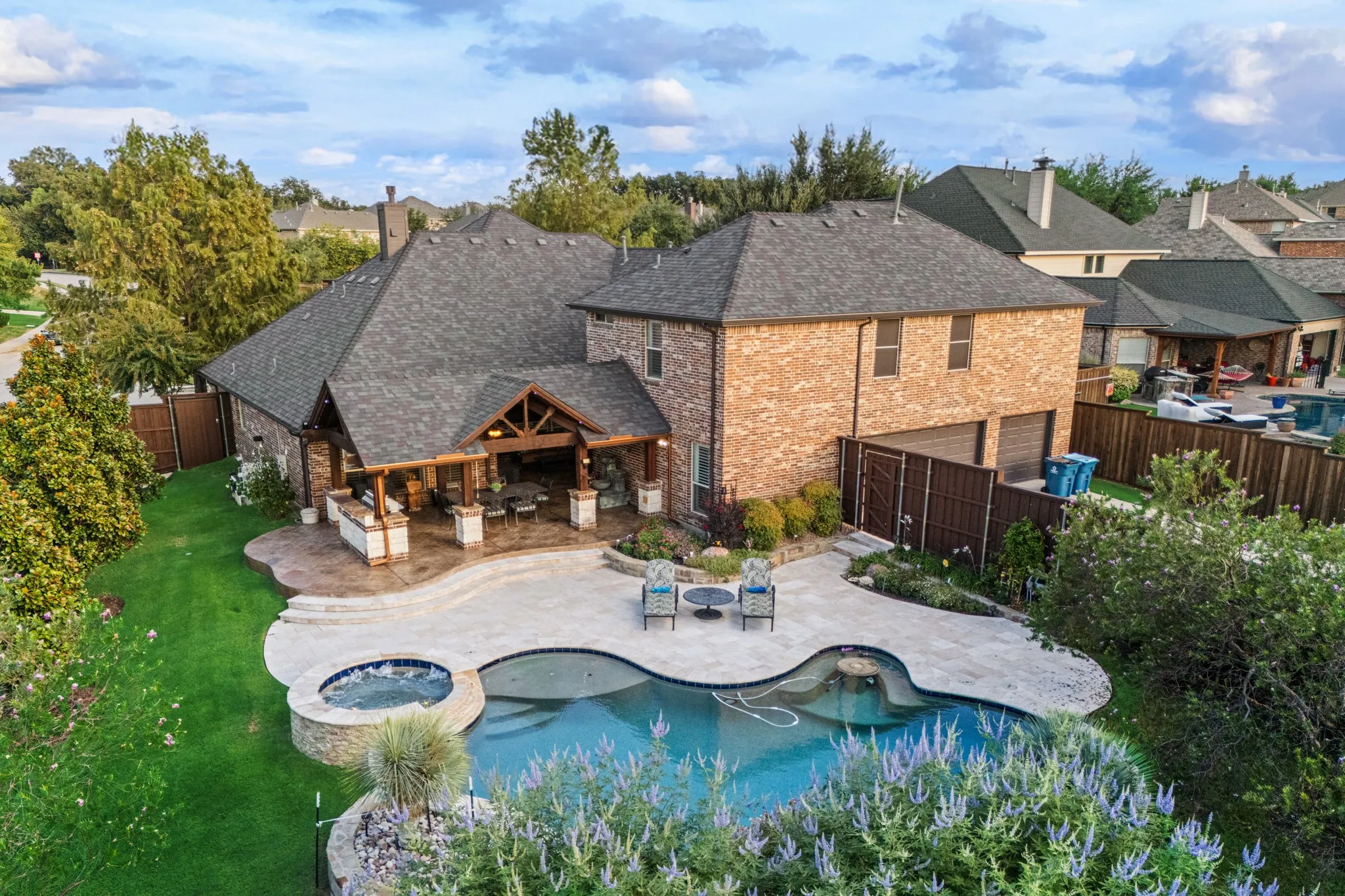 Single Family Residence For Sale in Rockwall County , 3923 Betty Street, Rockwall, Texas 75087, 4 Bedroom, 4 Bathroom, 3 Garage spaces, 3,869 Sqft, built in 2010, mls#21397707, Real Estate Agent in Rockwall, Homes For Sale in Rockwall county, Homes For Sale in Rockwall, Realtor in Rockwall Texas, Real Estate Brokerage Independent Realty Texas, Luminita Cordes Realtor