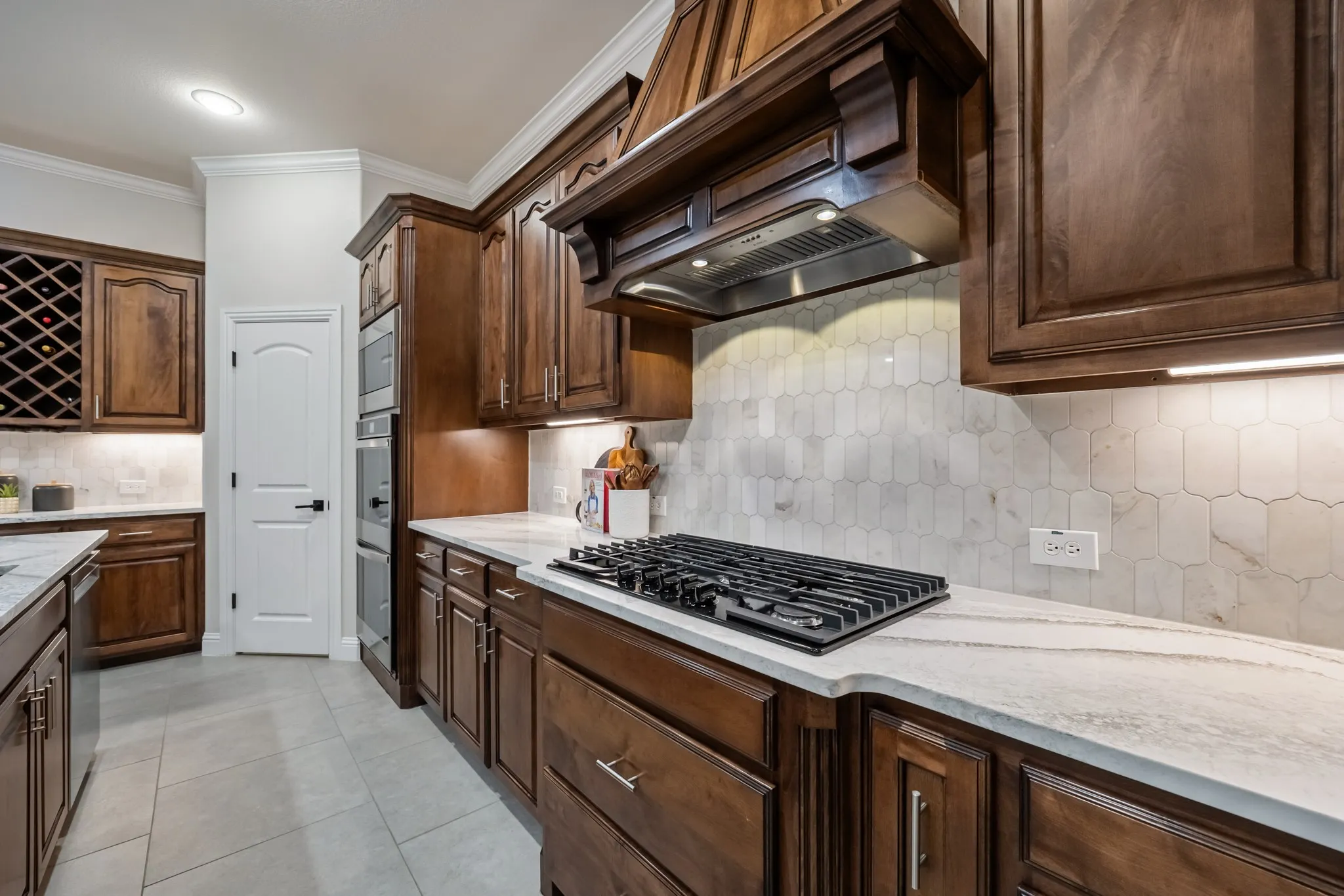 Single Family Residence For Sale in Rockwall County , 3923 Betty Street, Rockwall, Texas 75087, 4 Bedroom, 4 Bathroom, 3 Garage spaces, 3,869 Sqft, built in 2010, mls#21397707, Real Estate Agent in Rockwall, Homes For Sale in Rockwall county, Homes For Sale in Rockwall, Realtor in Rockwall Texas, Real Estate Brokerage Independent Realty Texas, Luminita Cordes Realtor