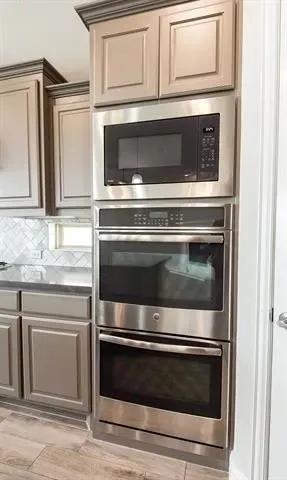Double Oven/Microwave