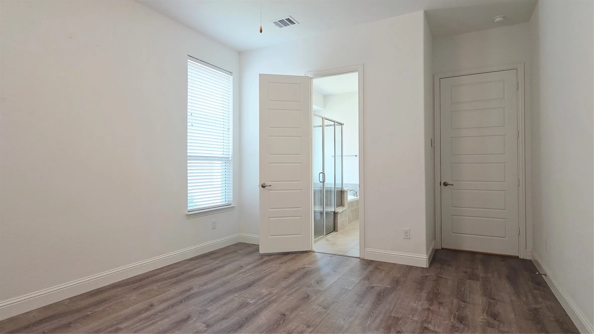 Single Family Residence For Rent in Dallas County , 7703 Coronado Drive, Rowlett, Texas 75088, 3 Bedroom, 3 Bathroom, 2 Garage spaces, 2,176 Sqft, built in 2020, mls#21400426, Real Estate Agent in Rowlett, Homes For Rent in Dallas county, Homes For Rent in Rowlett, Realtor in Rowlett Texas, Real Estate Brokerage Independent Realty Texas, Luminita Cordes Realtor