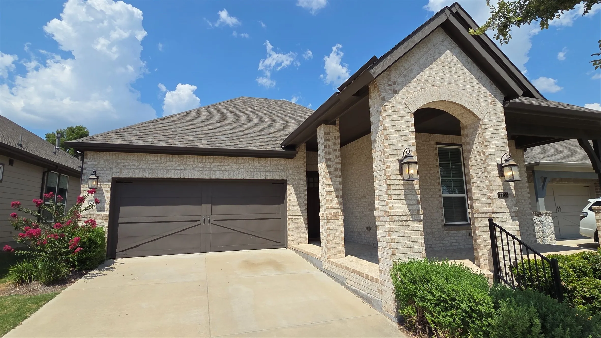 Single Family Residence For Rent in Dallas County , 7703 Coronado Drive, Rowlett, Texas 75088, 3 Bedroom, 3 Bathroom, 2 Garage spaces, 2,176 Sqft, built in 2020, mls#21400426, Real Estate Agent in Rowlett, Homes For Rent in Dallas county, Homes For Rent in Rowlett, Realtor in Rowlett Texas, Real Estate Brokerage Independent Realty Texas, Luminita Cordes Realtor