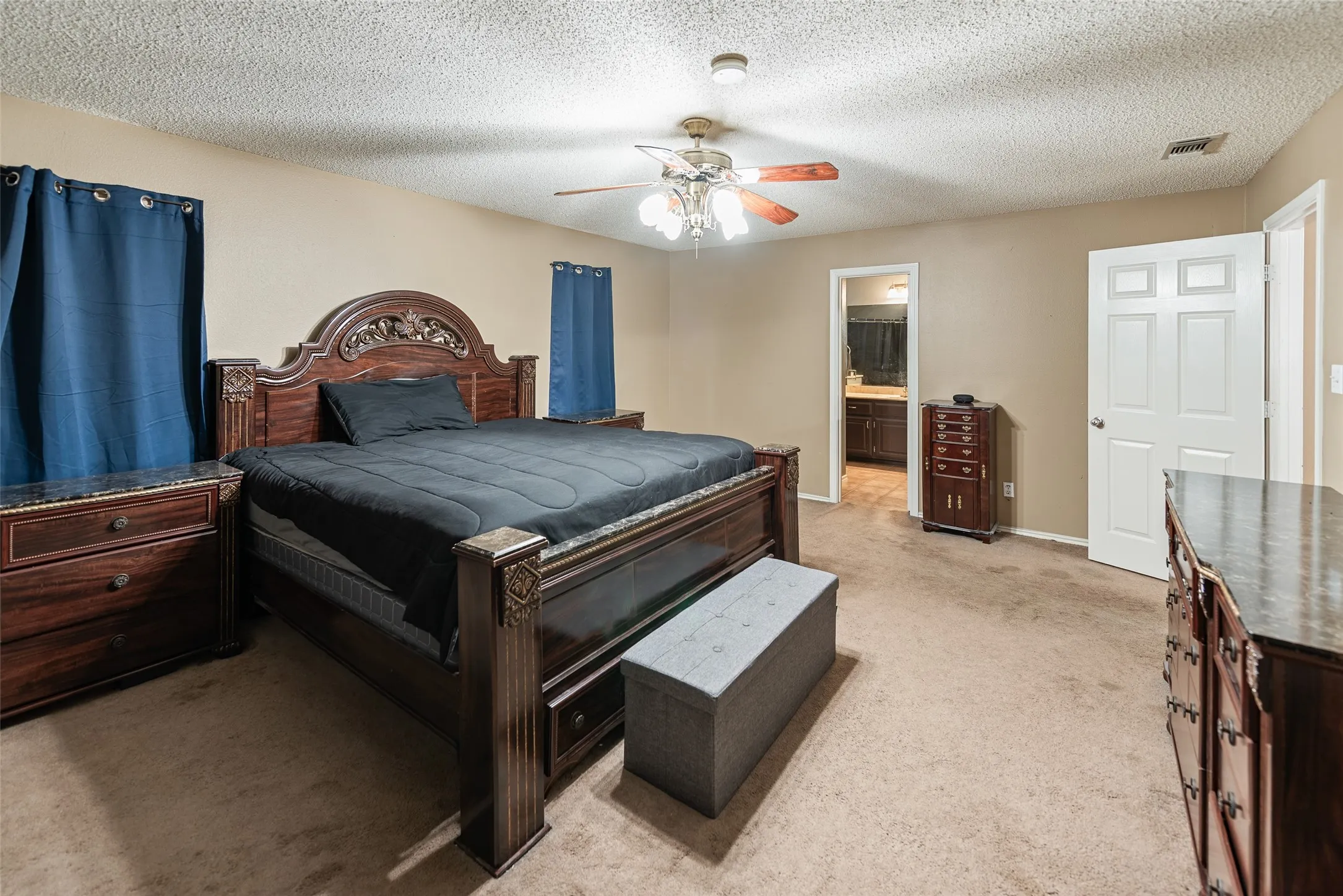 Single Family Residence For Sale in Franklin (TX) County , 26 CR 2045, Mount Vernon, Texas 75457, 4 Bedroom, 2 Bathroom, Garage spaces, 2,168 Sqft, built in 1995, mls#21399019, Real Estate Agent in Mount Vernon, Homes For Sale in Franklin (TX) county, Homes For Sale in Mount Vernon, Realtor in Mount Vernon Texas, Real Estate Brokerage Independent Realty Texas, Luminita Cordes Realtor