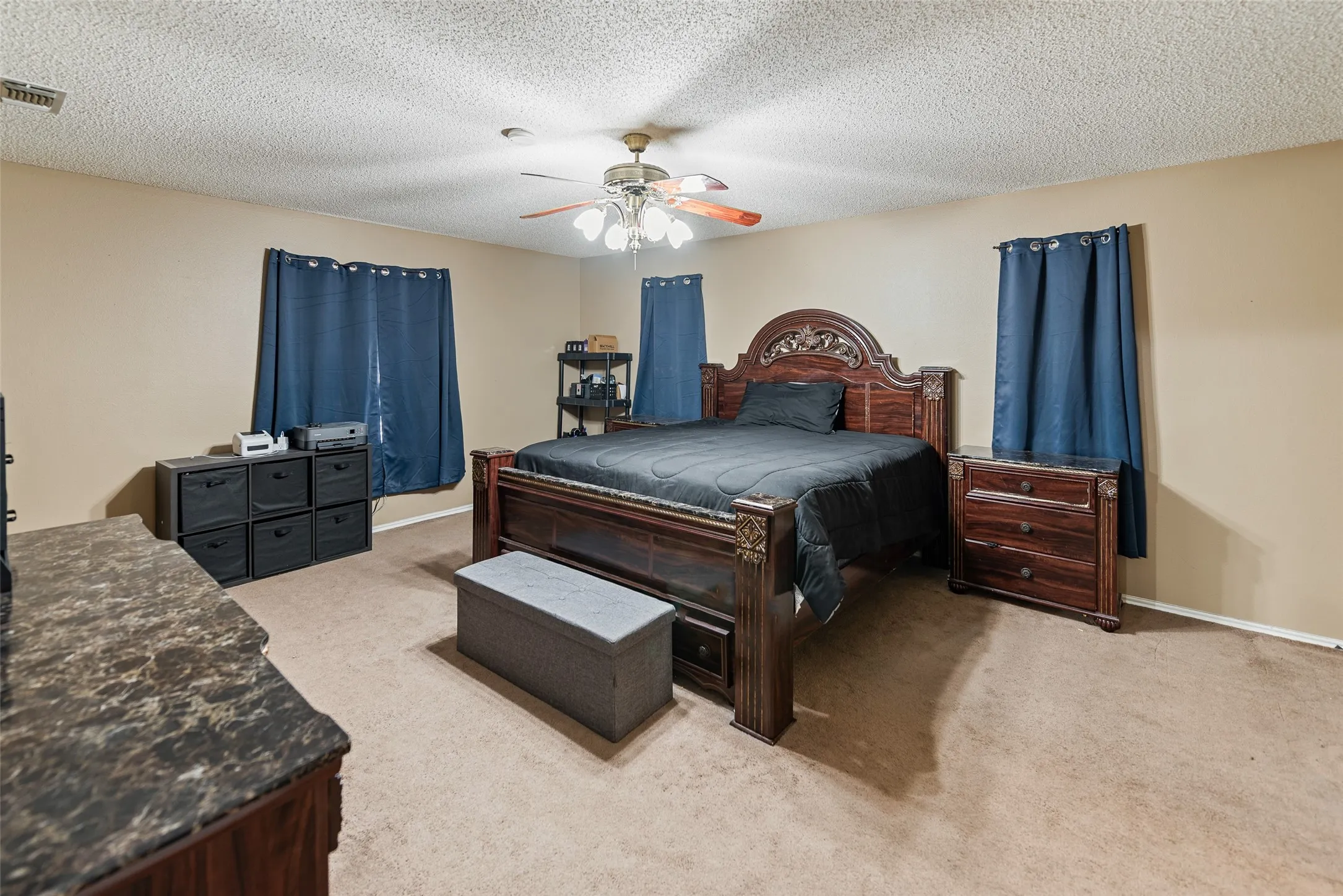 Single Family Residence For Sale in Franklin (TX) County , 26 CR 2045, Mount Vernon, Texas 75457, 4 Bedroom, 2 Bathroom, Garage spaces, 2,168 Sqft, built in 1995, mls#21399019, Real Estate Agent in Mount Vernon, Homes For Sale in Franklin (TX) county, Homes For Sale in Mount Vernon, Realtor in Mount Vernon Texas, Real Estate Brokerage Independent Realty Texas, Luminita Cordes Realtor