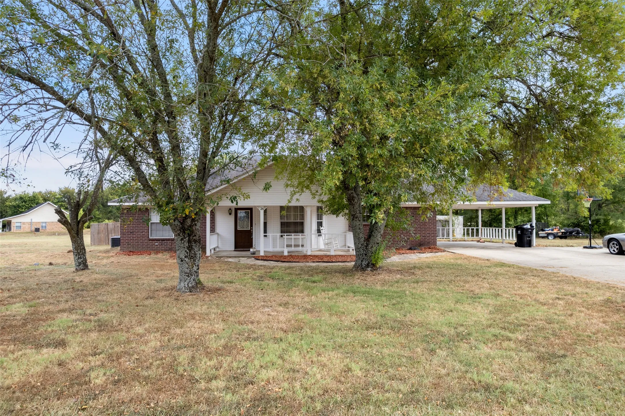 Single Family Residence For Sale in Franklin (TX) County , 26 CR 2045, Mount Vernon, Texas 75457, 4 Bedroom, 2 Bathroom, Garage spaces, 2,168 Sqft, built in 1995, mls#21399019, Real Estate Agent in Mount Vernon, Homes For Sale in Franklin (TX) county, Homes For Sale in Mount Vernon, Realtor in Mount Vernon Texas, Real Estate Brokerage Independent Realty Texas, Luminita Cordes Realtor